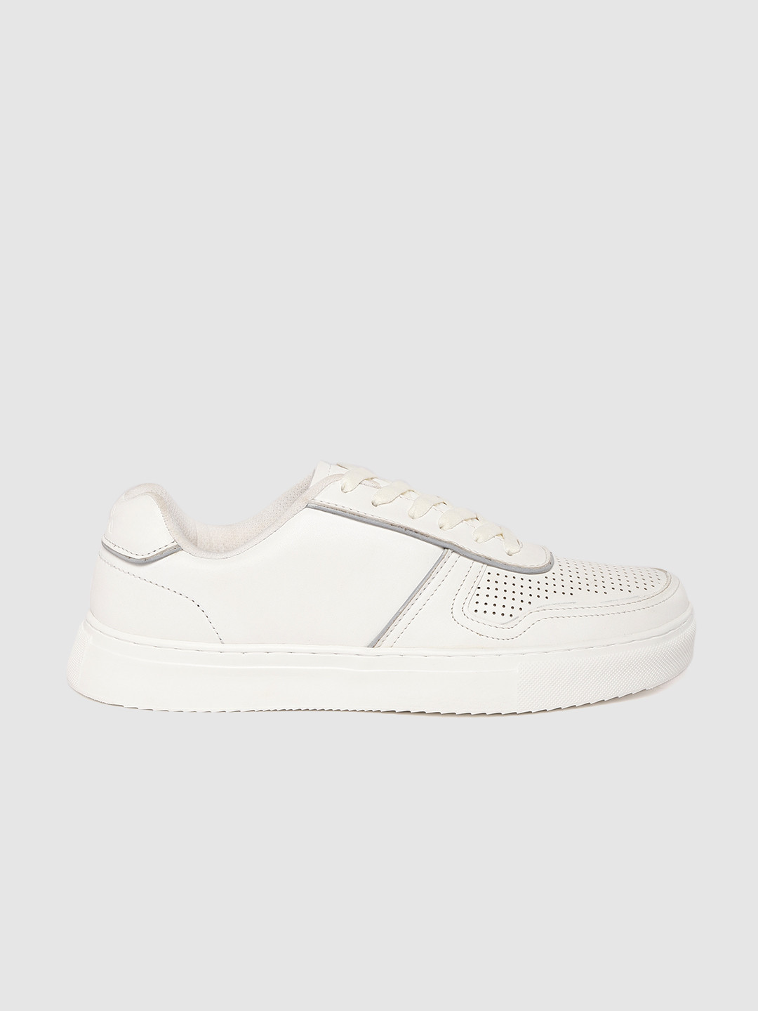 

HRX by Hrithik Roshan Men White Skate Street Sneakers