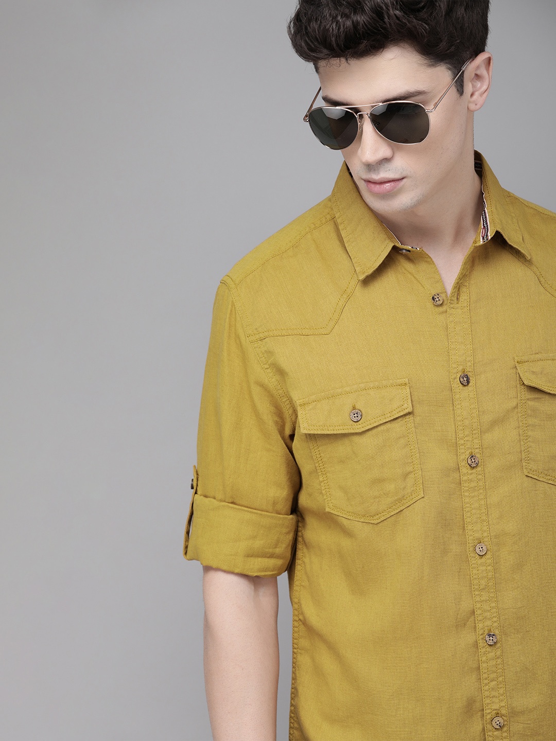 

Roadster Men Mustard Yellow Regular Fit Solid Casual Linen Shirt