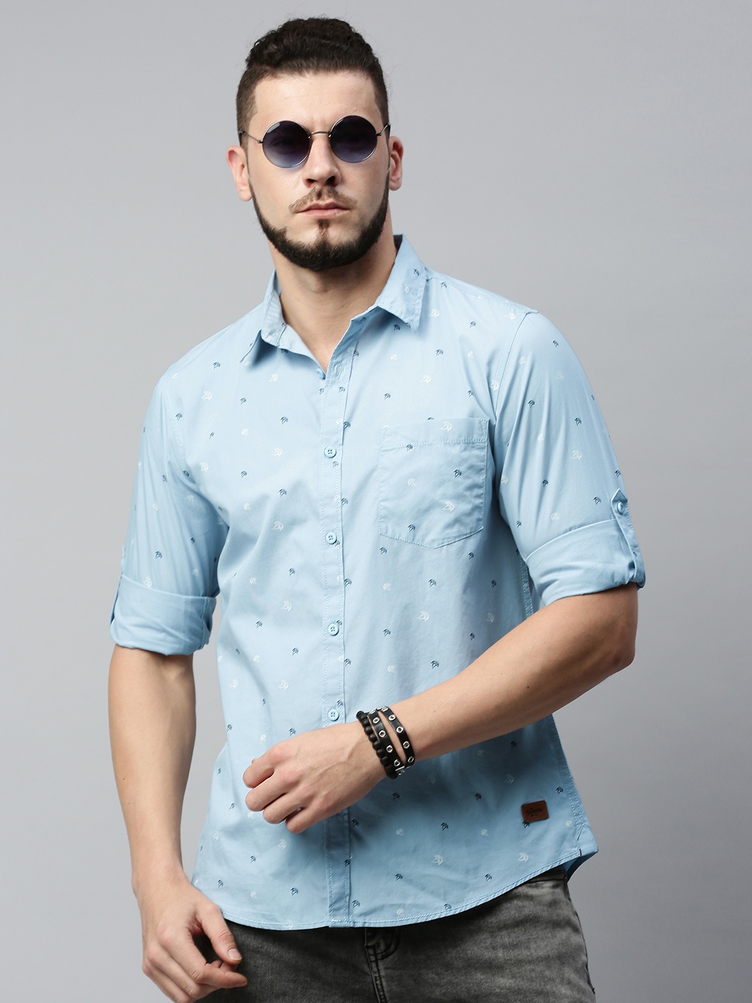

Roadster Men Blue Regular Fit Printed Casual Sustainable Shirt