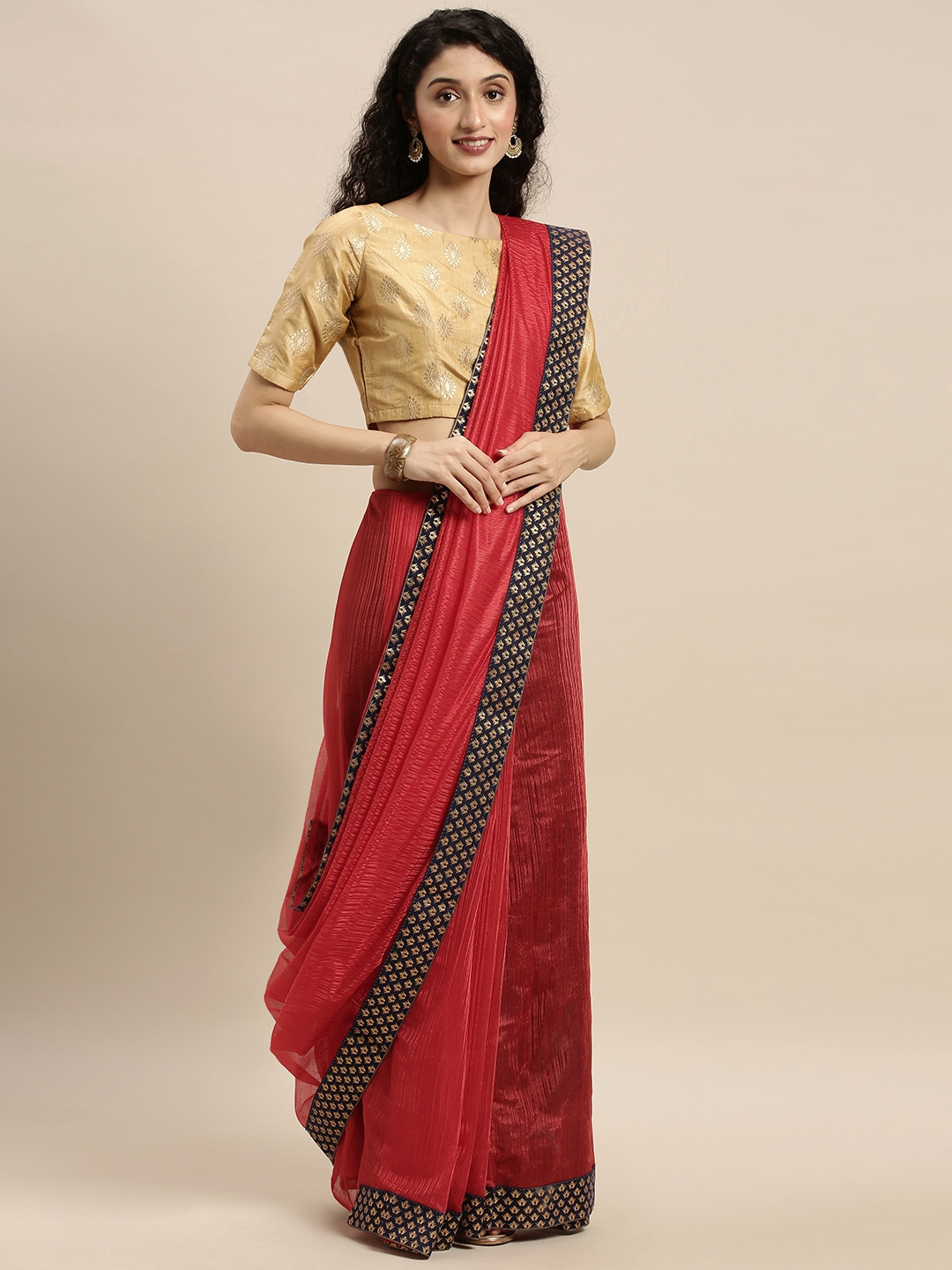 

Silk Bazar Red & Black Art Silk Solid Saree