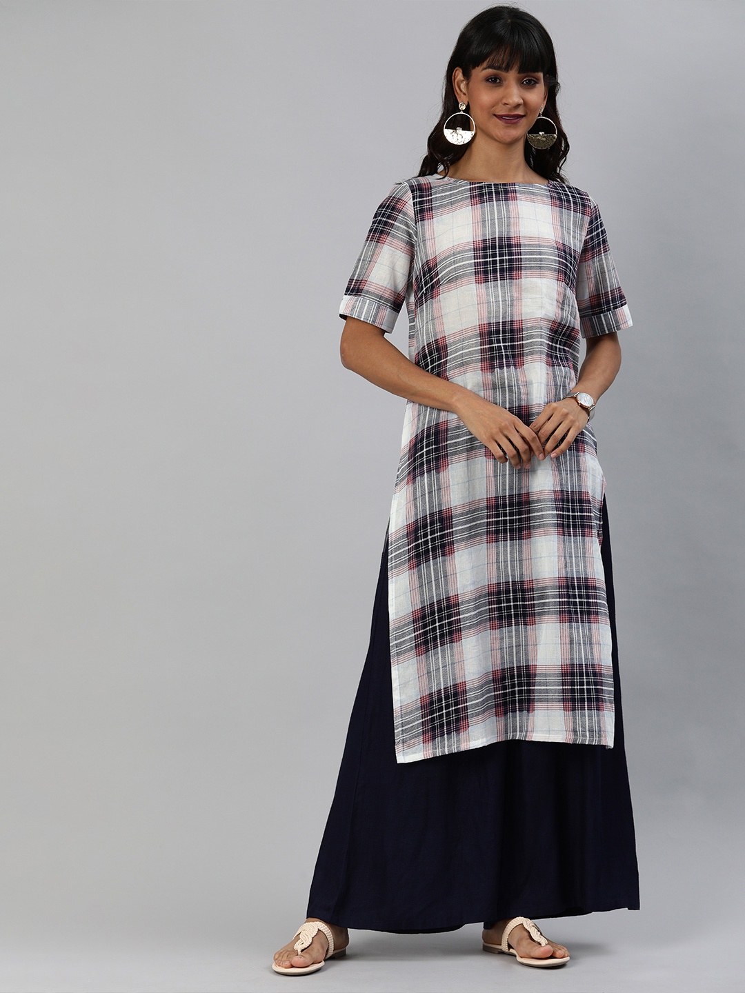 

Anouk Women White & Navy Blue Checked Straight Kurta