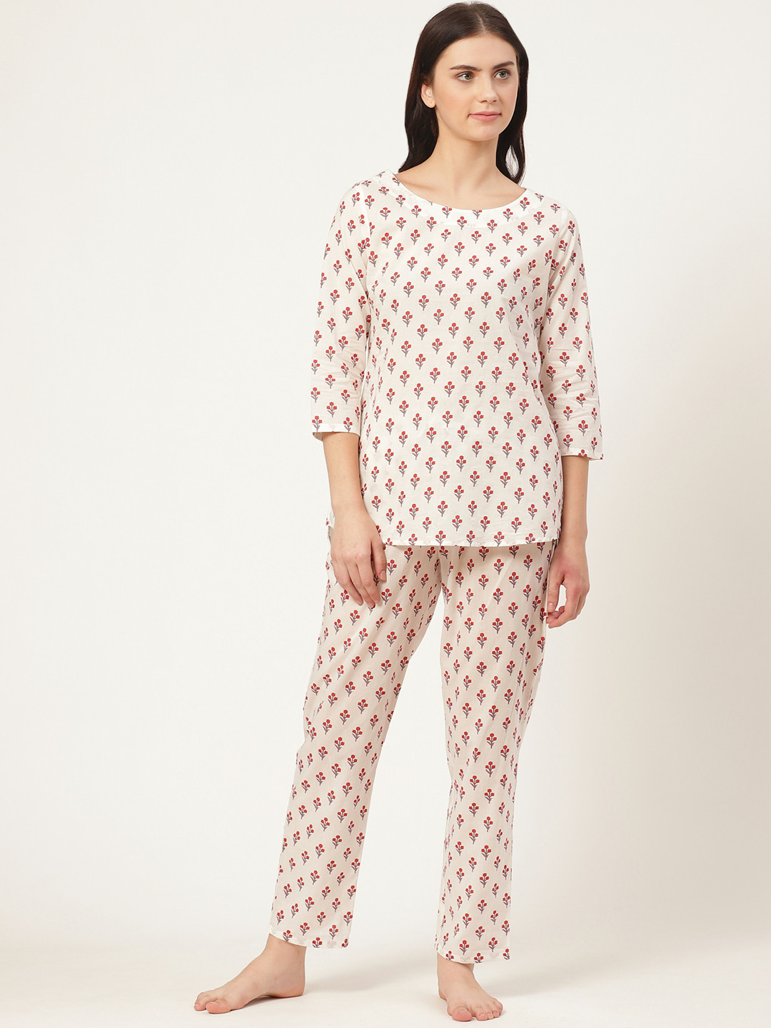 

Prakrti Women Off-White & Red Printed Nightsuit