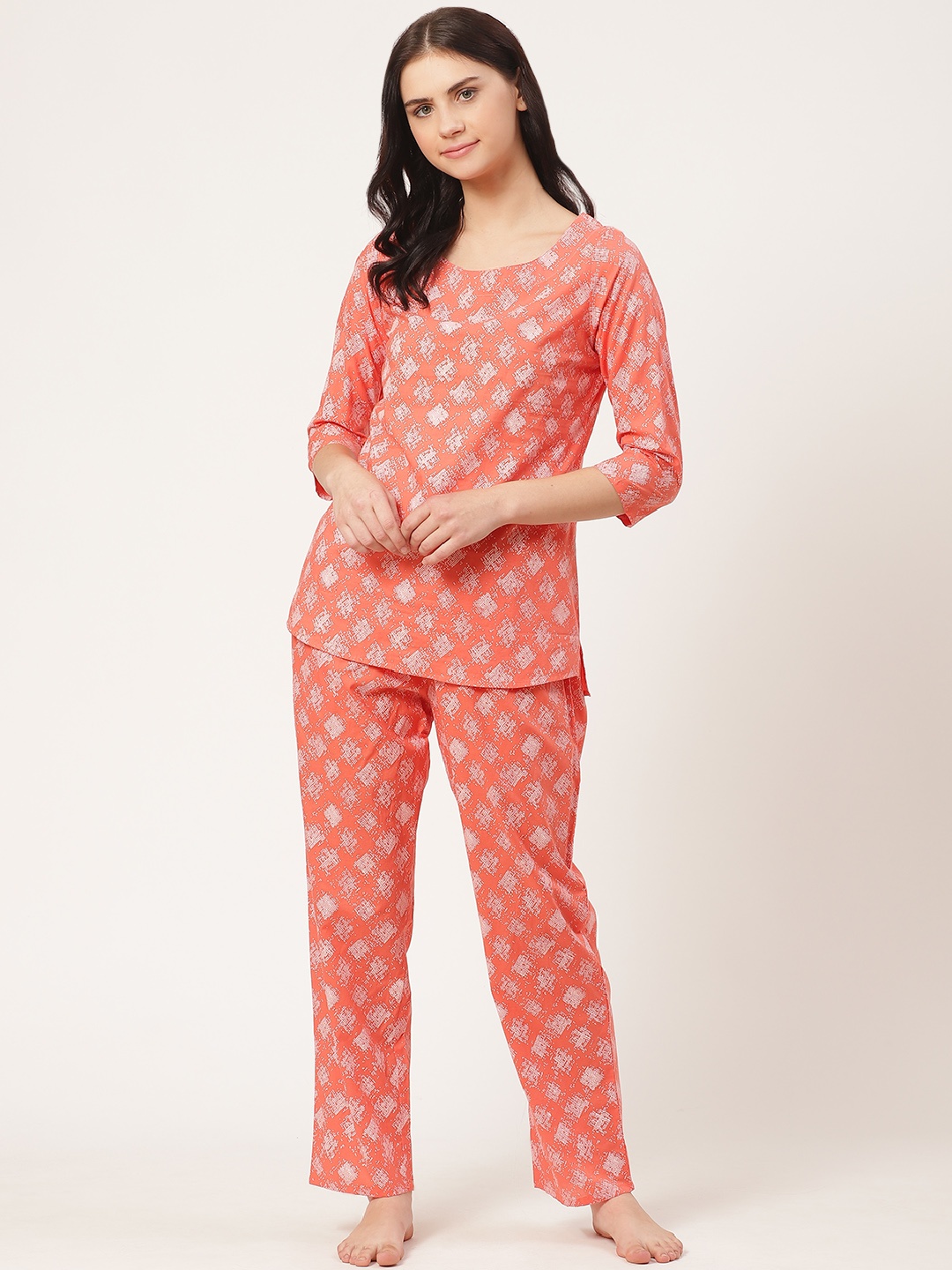 

Prakrti Women Peach-Coloured & Grey Printed Nightsuit