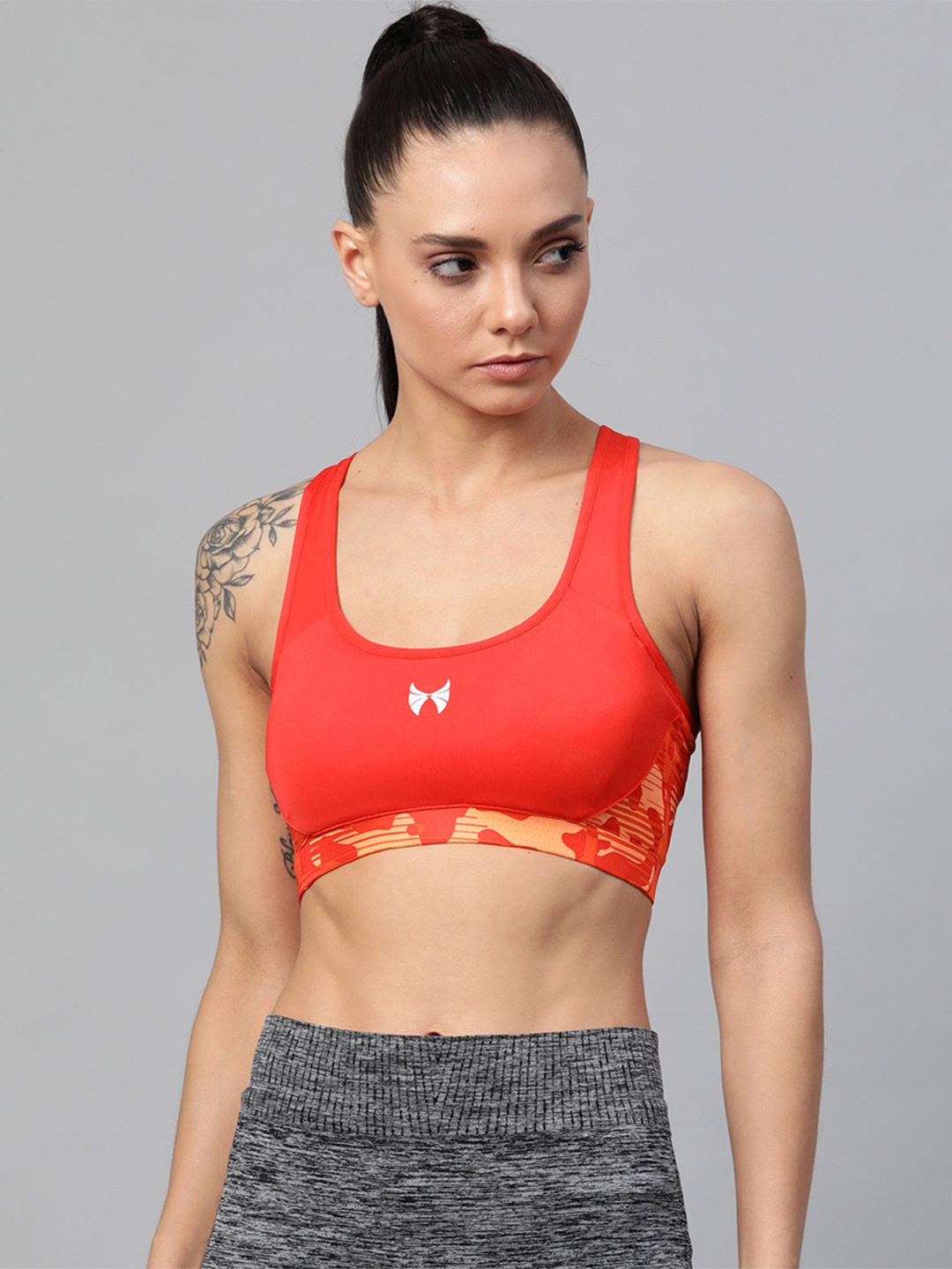 

skyria Orange & Yellow Printed Non-Wired Lightly Padded Rapid Dry Sports Bra SSU012G3XS