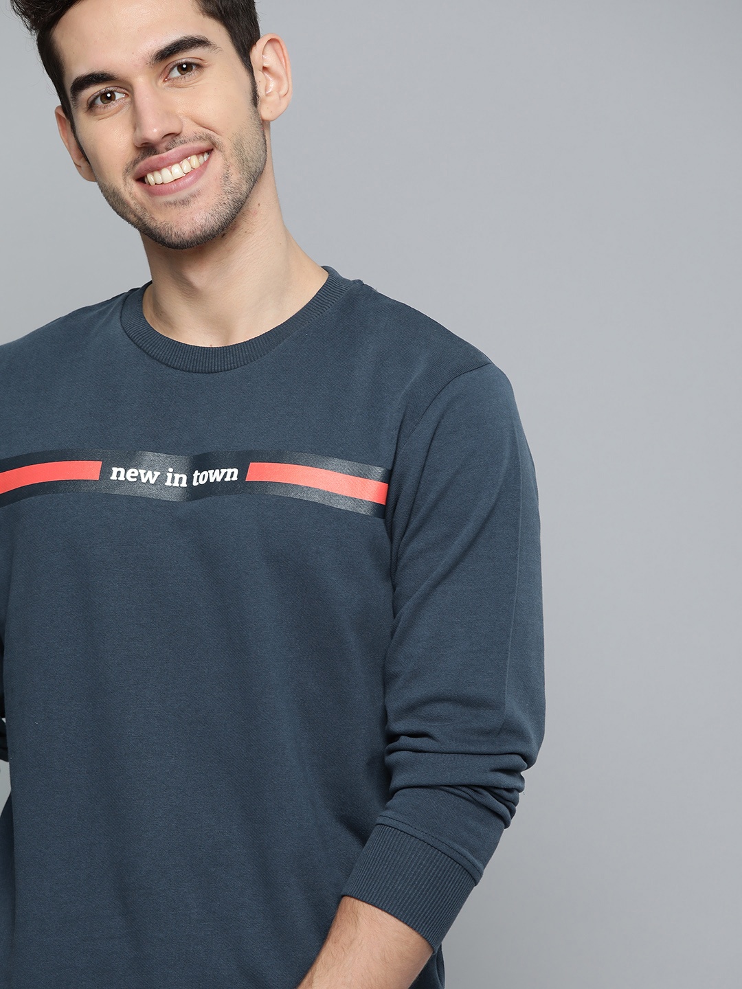 

Mast & Harbour Men Blue Solid Sweatshirt