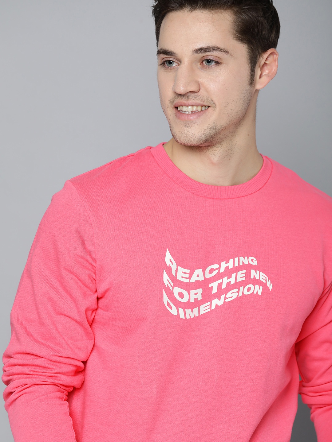 

Mast & Harbour Men Pink Pure Cotton Solid Sweatshirt