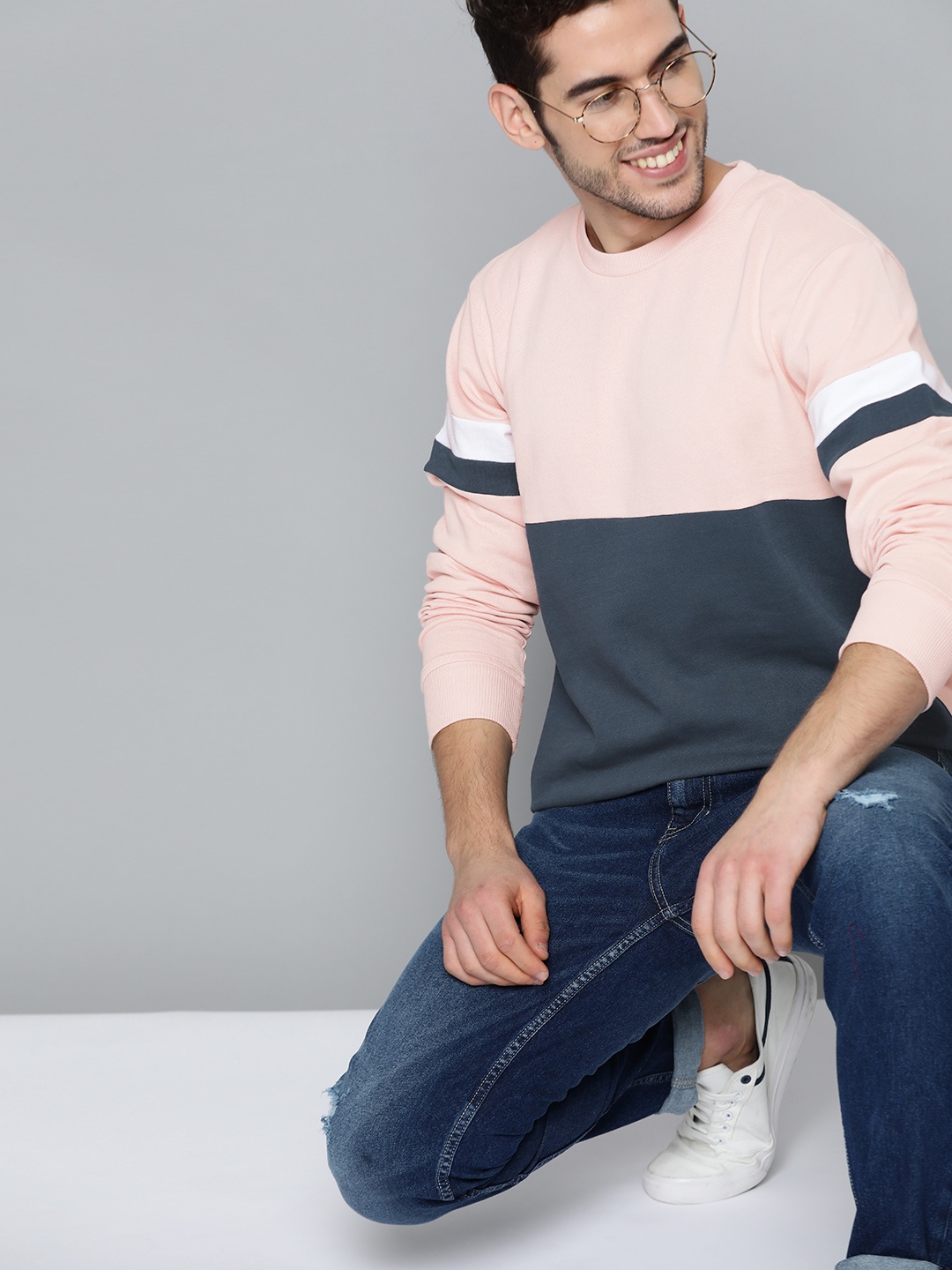 

Mast & Harbour Men Peach-Coloured & Navy Blue Pure Cotton Colourblocked Sweatshirt