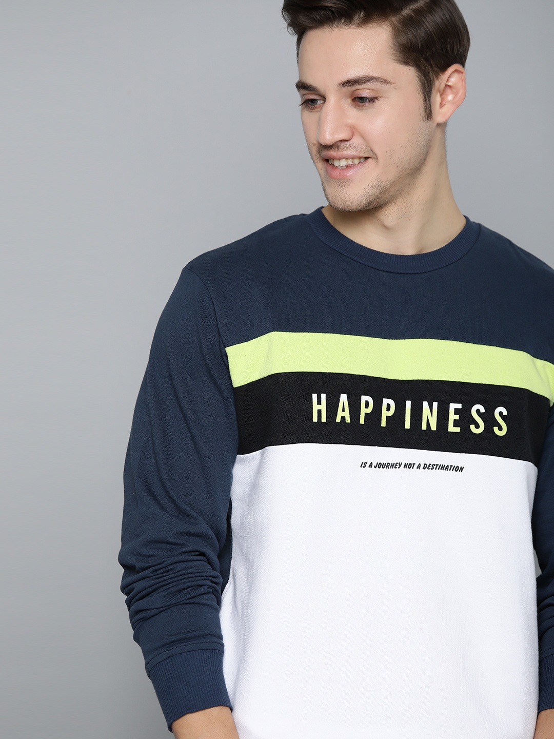 

Mast & Harbour Men Navy Blue & White Pure Cotton Colourblocked Sweatshirt