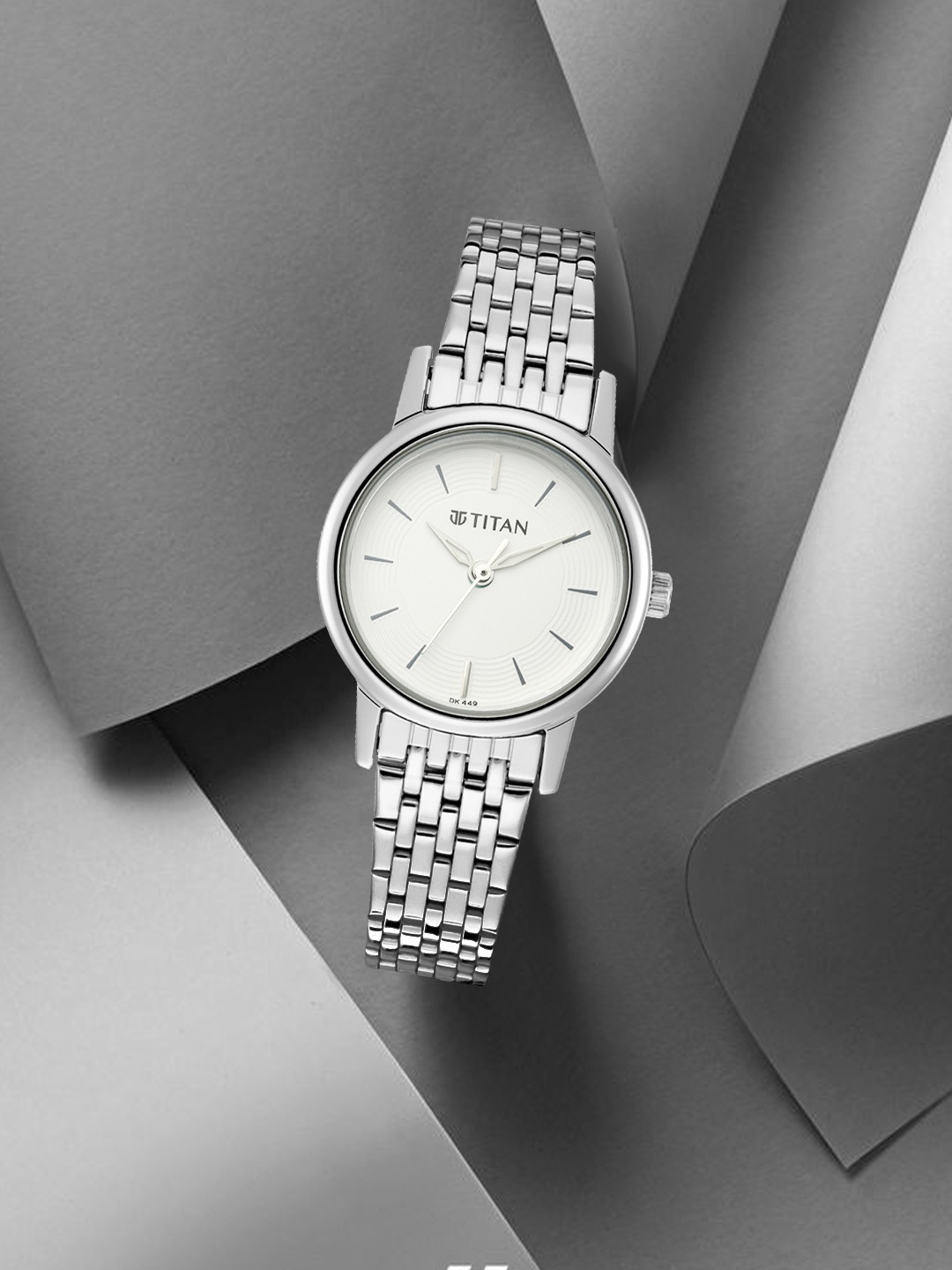 

Titan Women White & Silver Analogue Watch 2593SM04