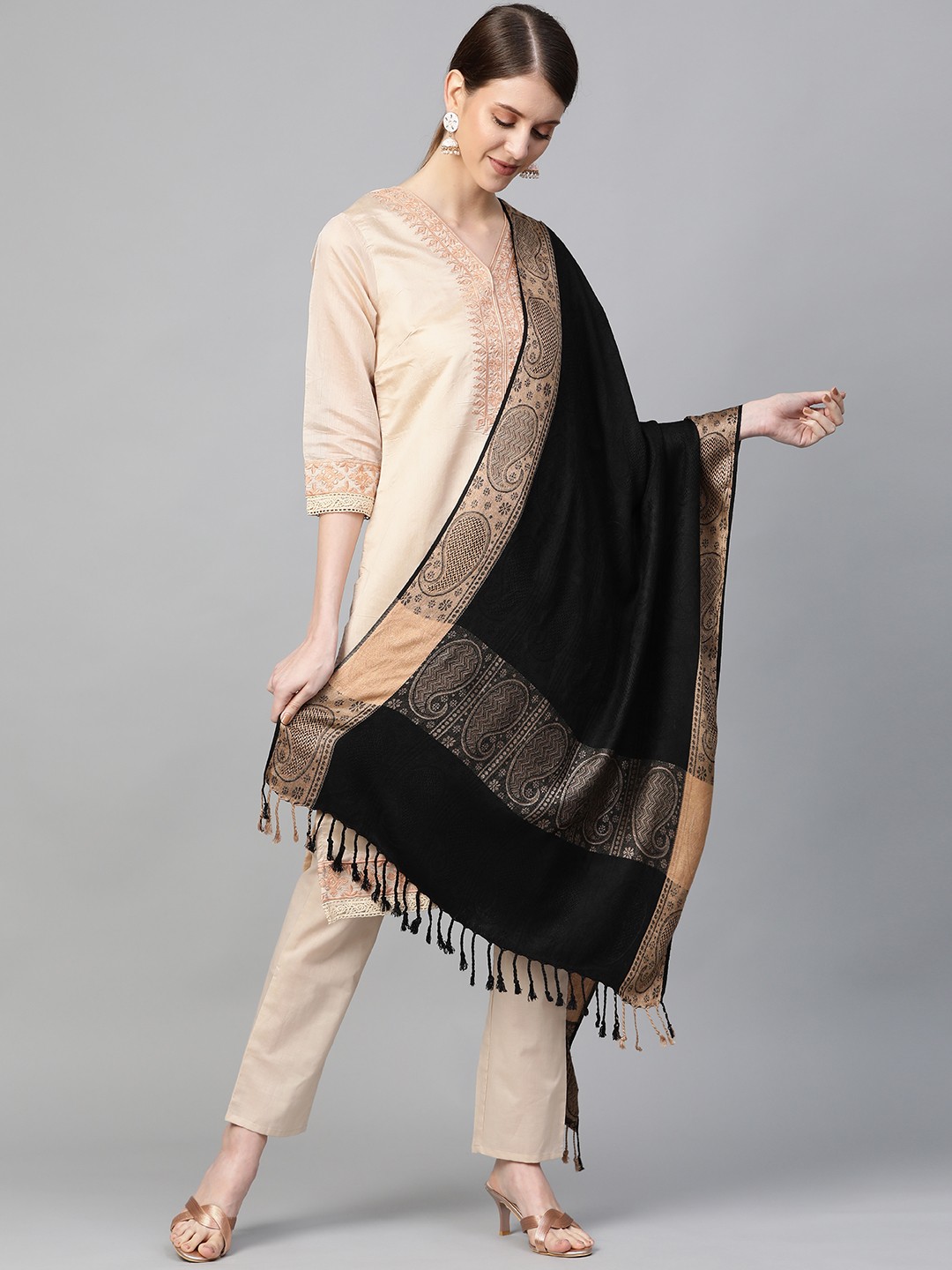 

WEAVERS VILLA Women Black & Beige Woven Design Stole