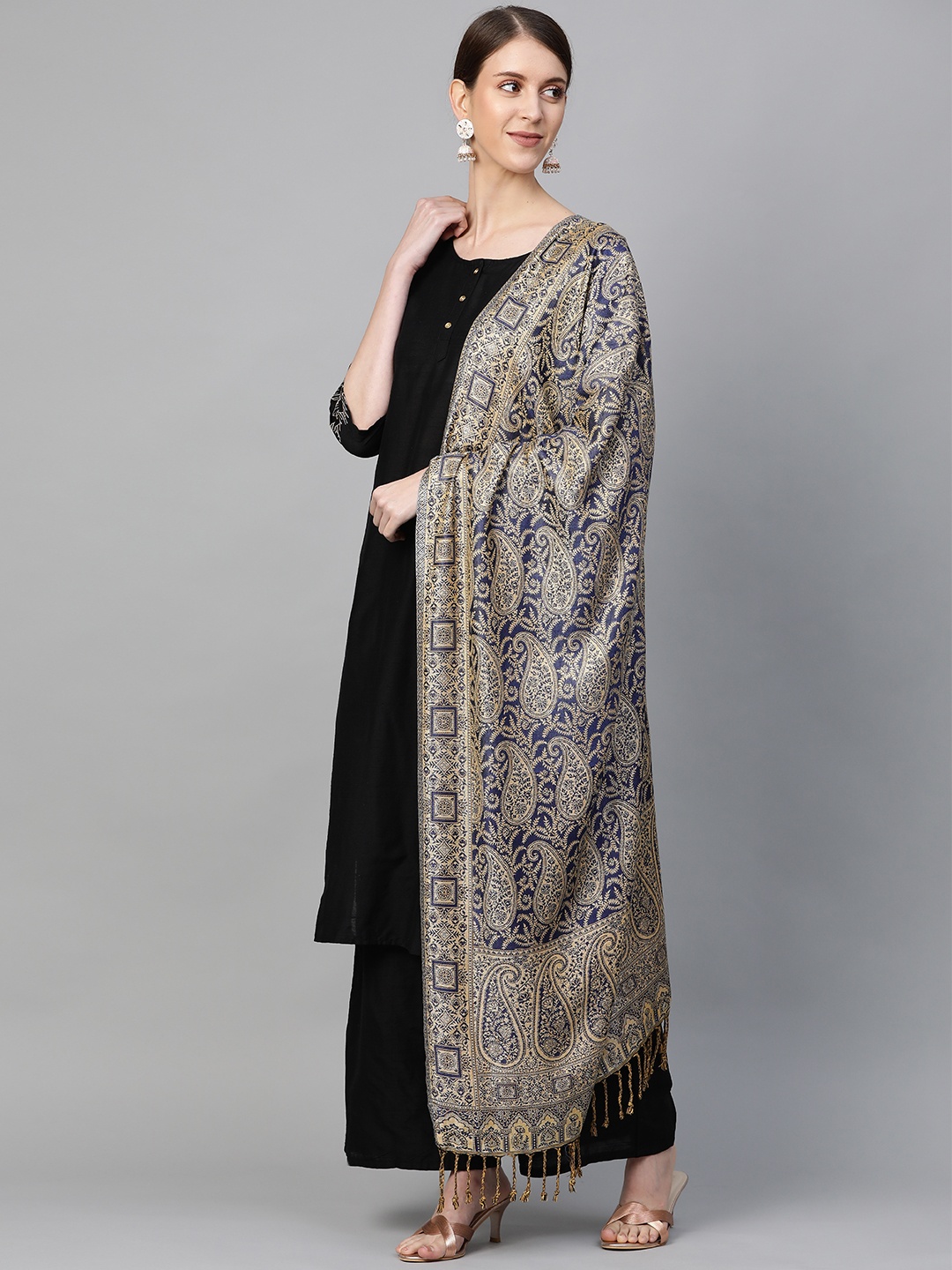 

WEAVERS VILLA Women Navy Blue & Beige Paisley Woven Design Tasselled Stole