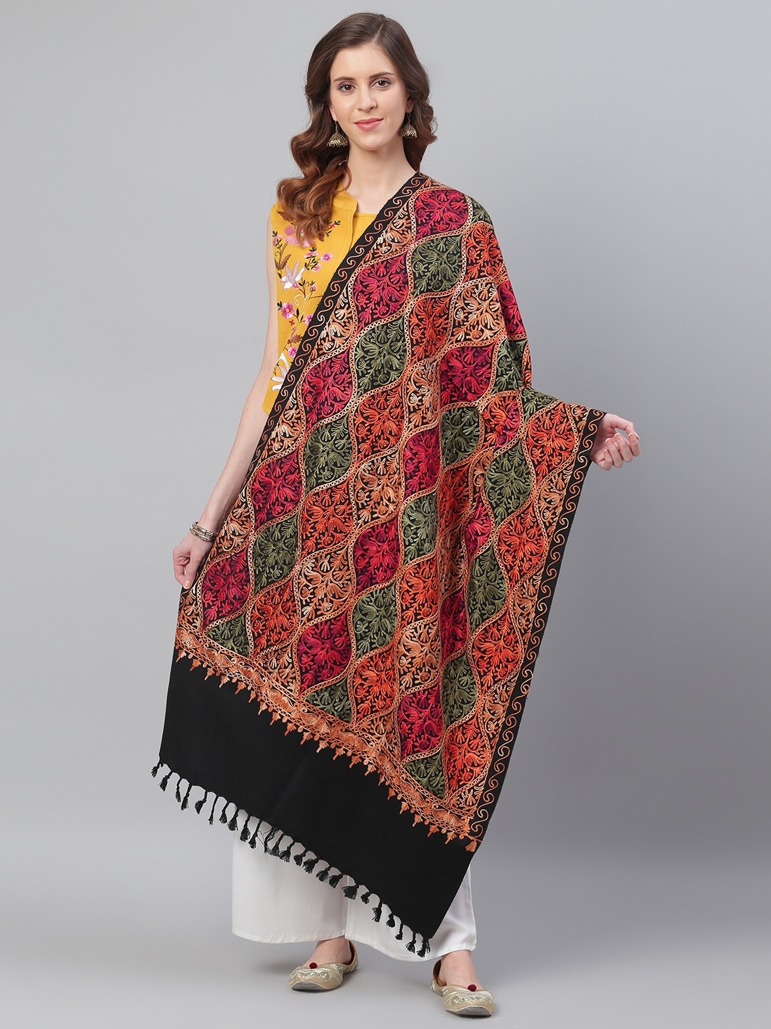 

WEAVERS VILLA Women Red & Green Aari-Work Embroidered Shawl