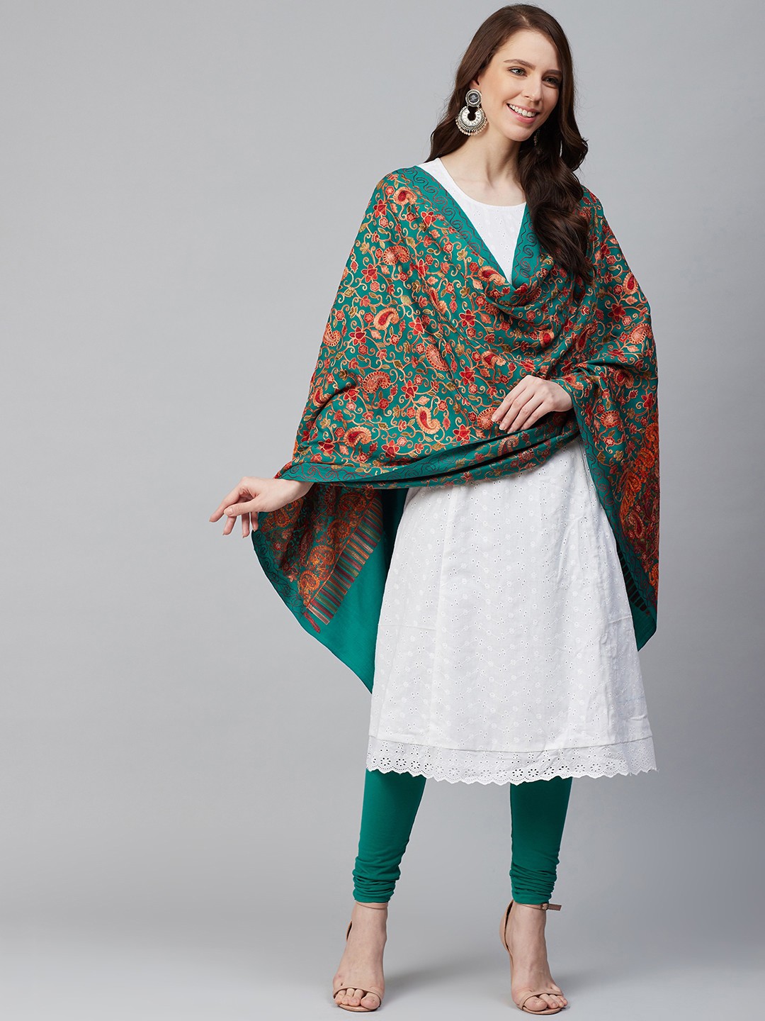 

WEAVERS VILLA Women Green & Red Paisley Embroidered Shawl
