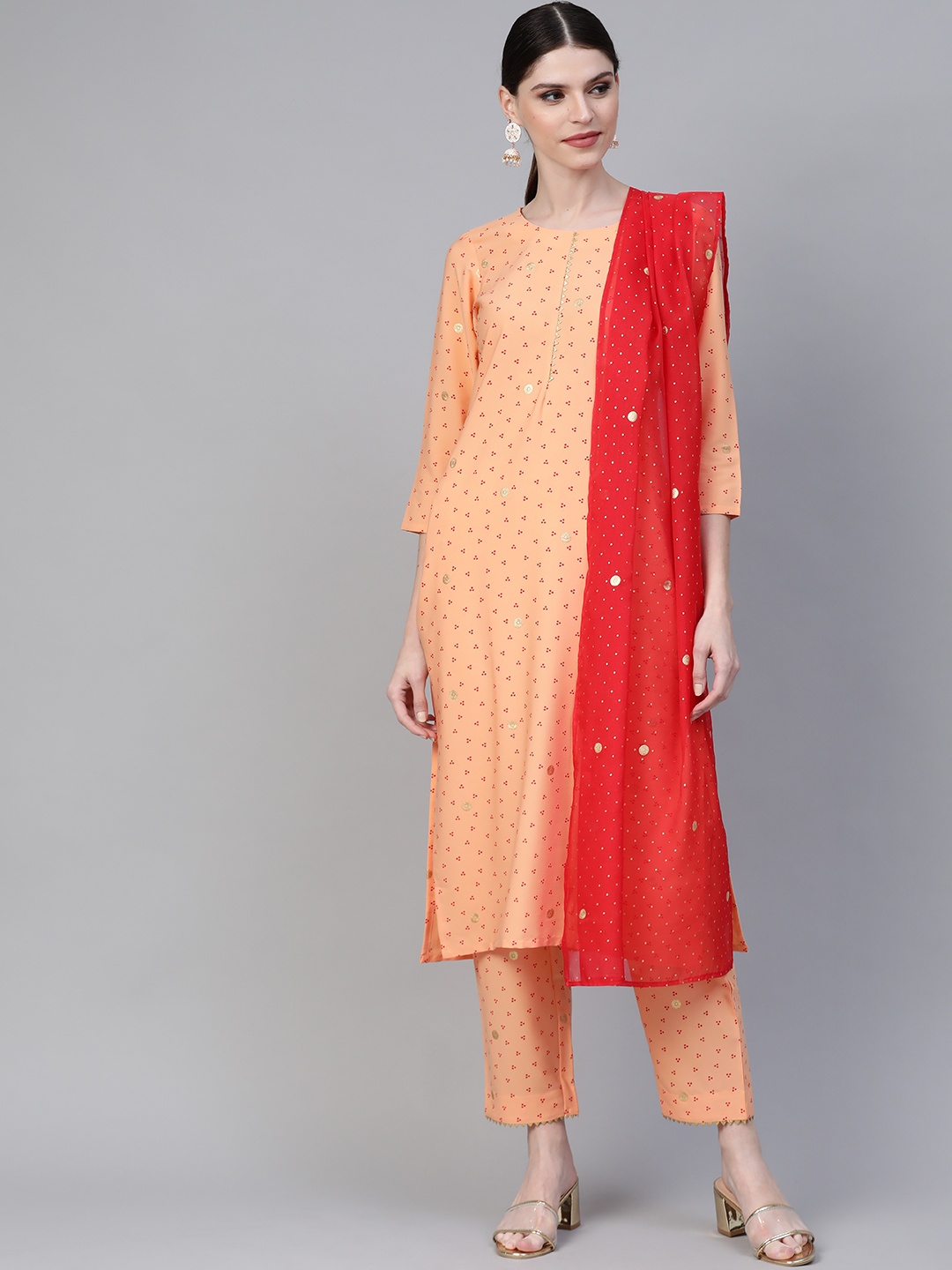 

Ahalyaa Women Peach-Coloured & Red Screen Bandhani Printed Kurta with Trousers & Dupatta