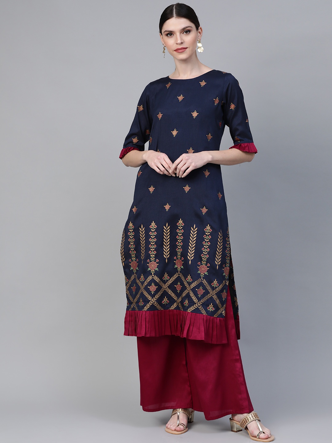 

Ahalyaa Women Navy Blue & Magenta Screen Printed Kurta with Palazzos