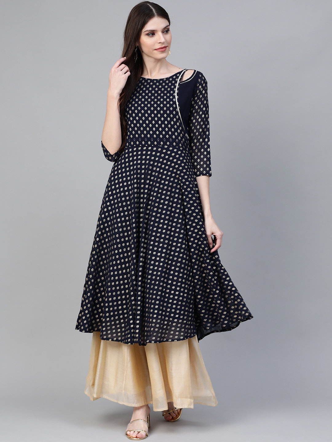 

Ahalyaa Women Navy Blue & Golden Foil Printed Anarkali Kurta