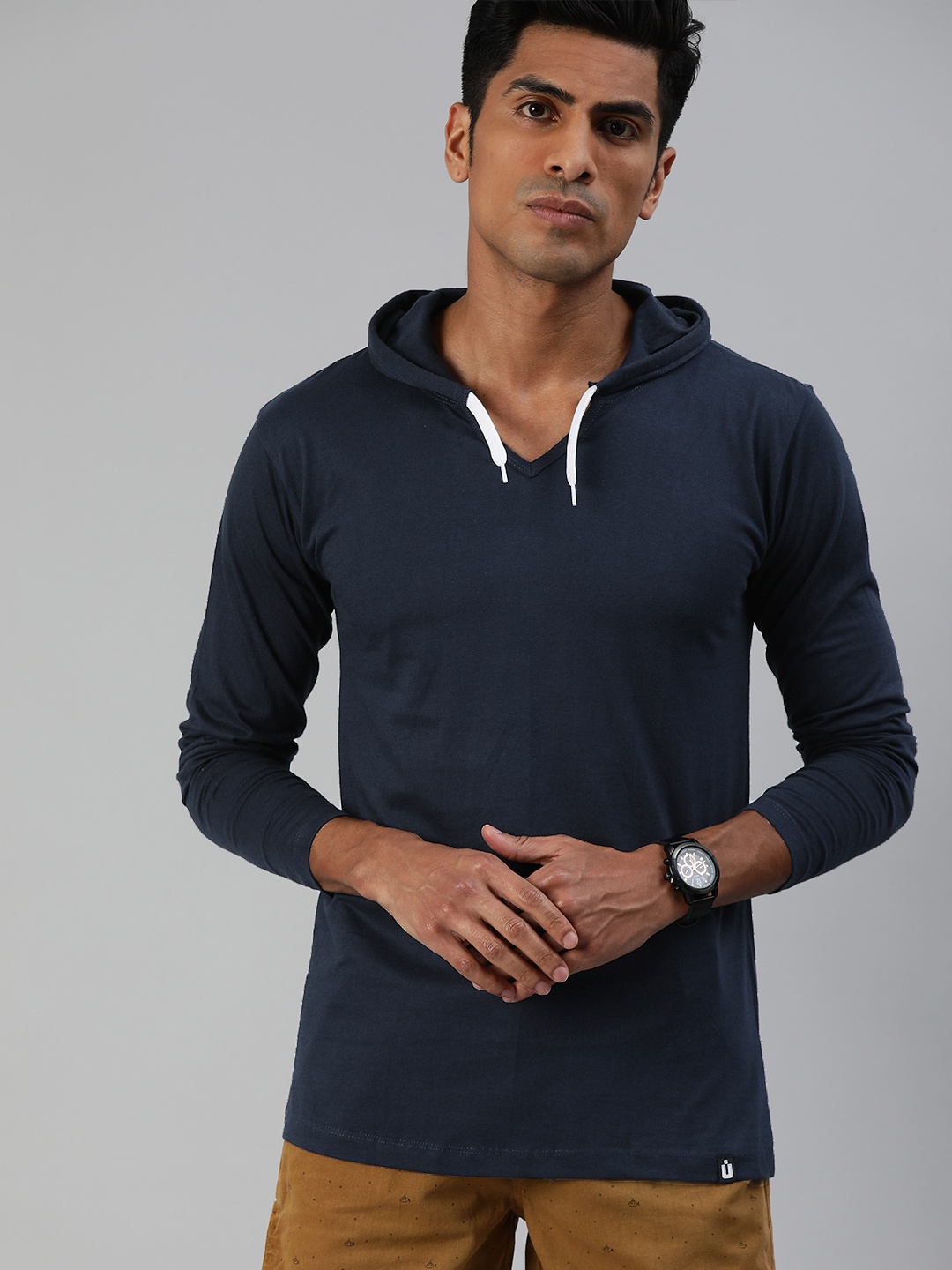 

Urbano Fashion Men Navy Blue Slim Fit Solid Hood Pure Cotton T-shirt