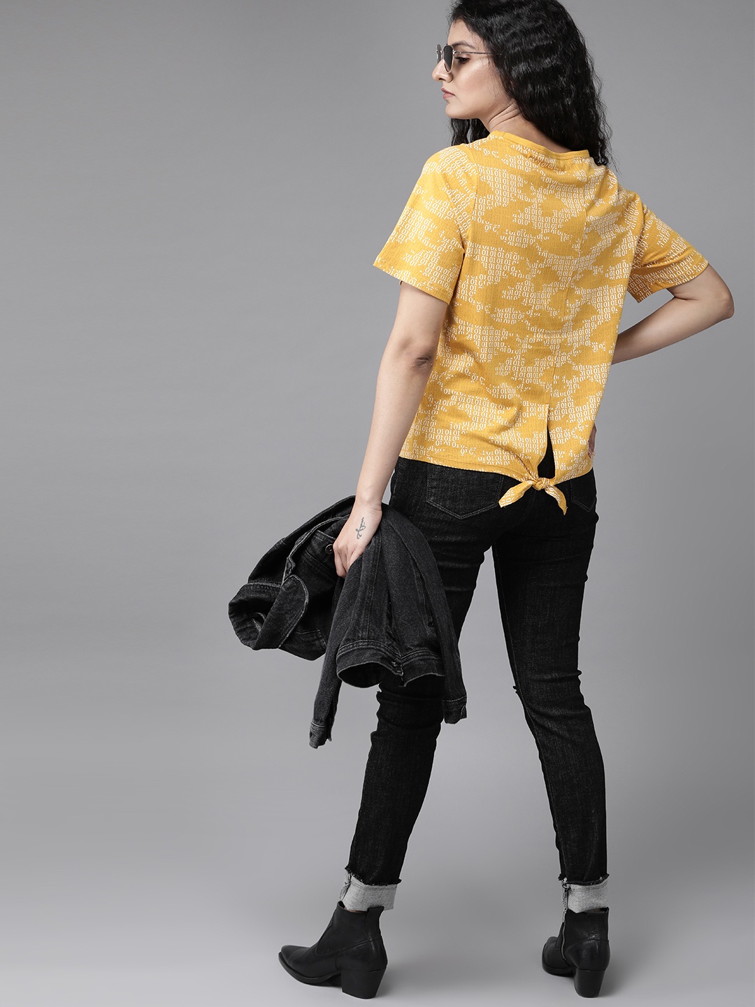 

Roadster Women Mustard Yellow & White Printed Pure Styled Back Pure Cotton Top