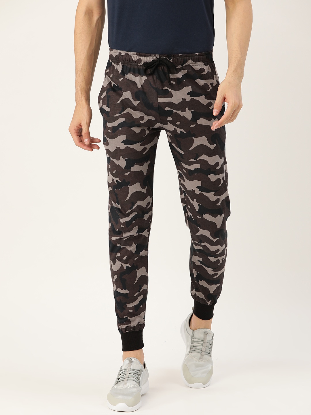 

Rodzen Men Brown & Grey Camouflage Print Joggers