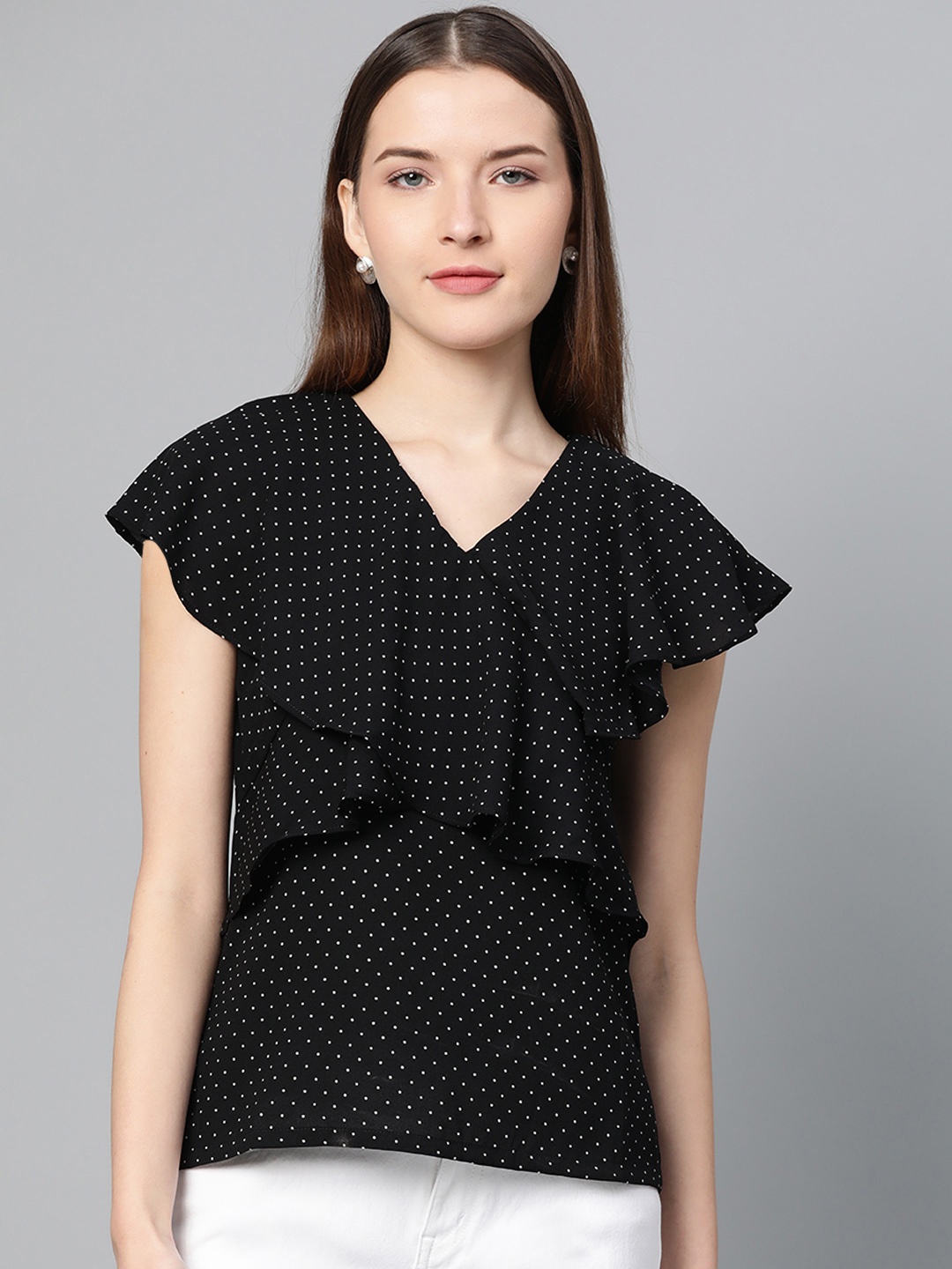 

RUNWAYIN Women Black & White Printed Ruffled Top