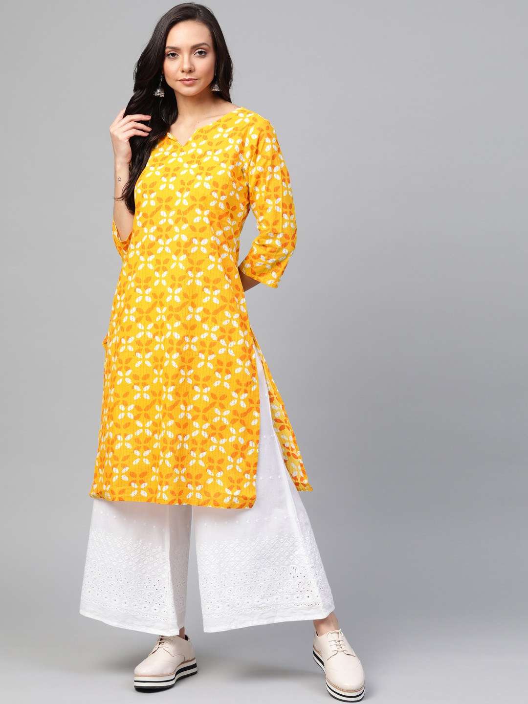 

Sangria Women Yellow & Orange Printed Straight Kurta