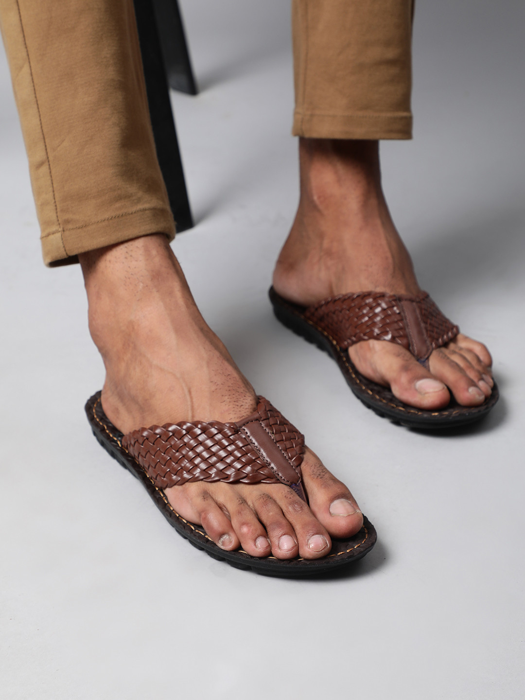 

Liberty Men Brown Solid Sliders