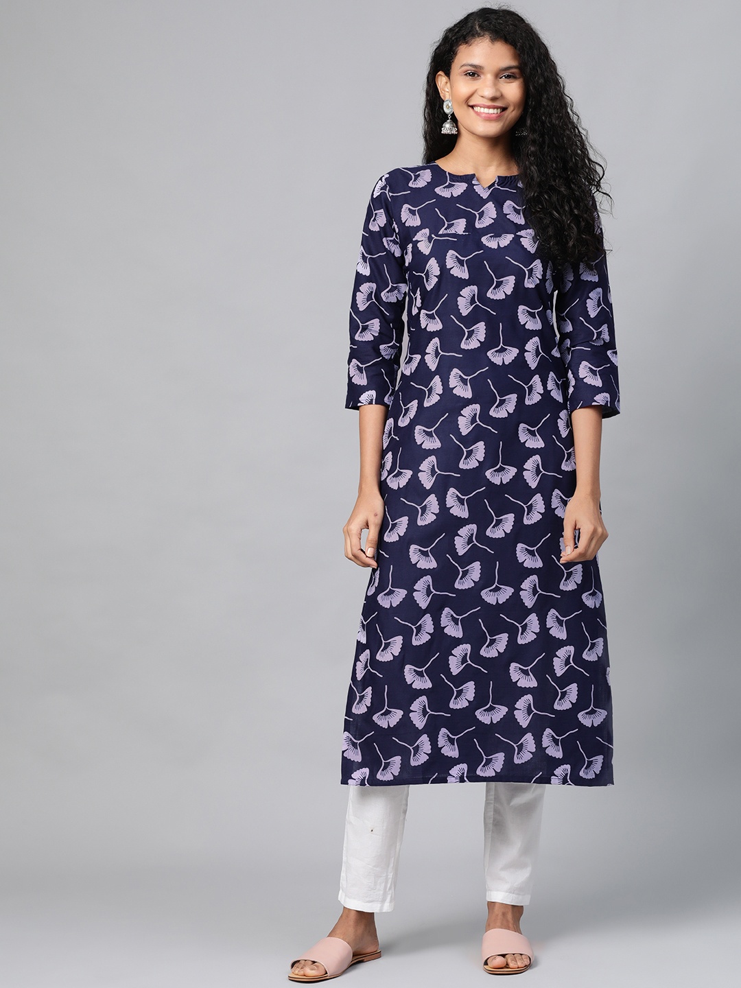 

GoSriKi Women Navy Blue Panelled Printed Straight Kurta