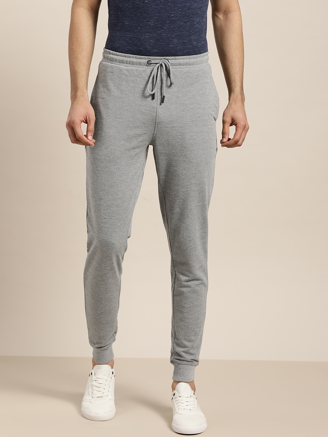 

Invictus Indoor Men Grey Melange Solid Joggers