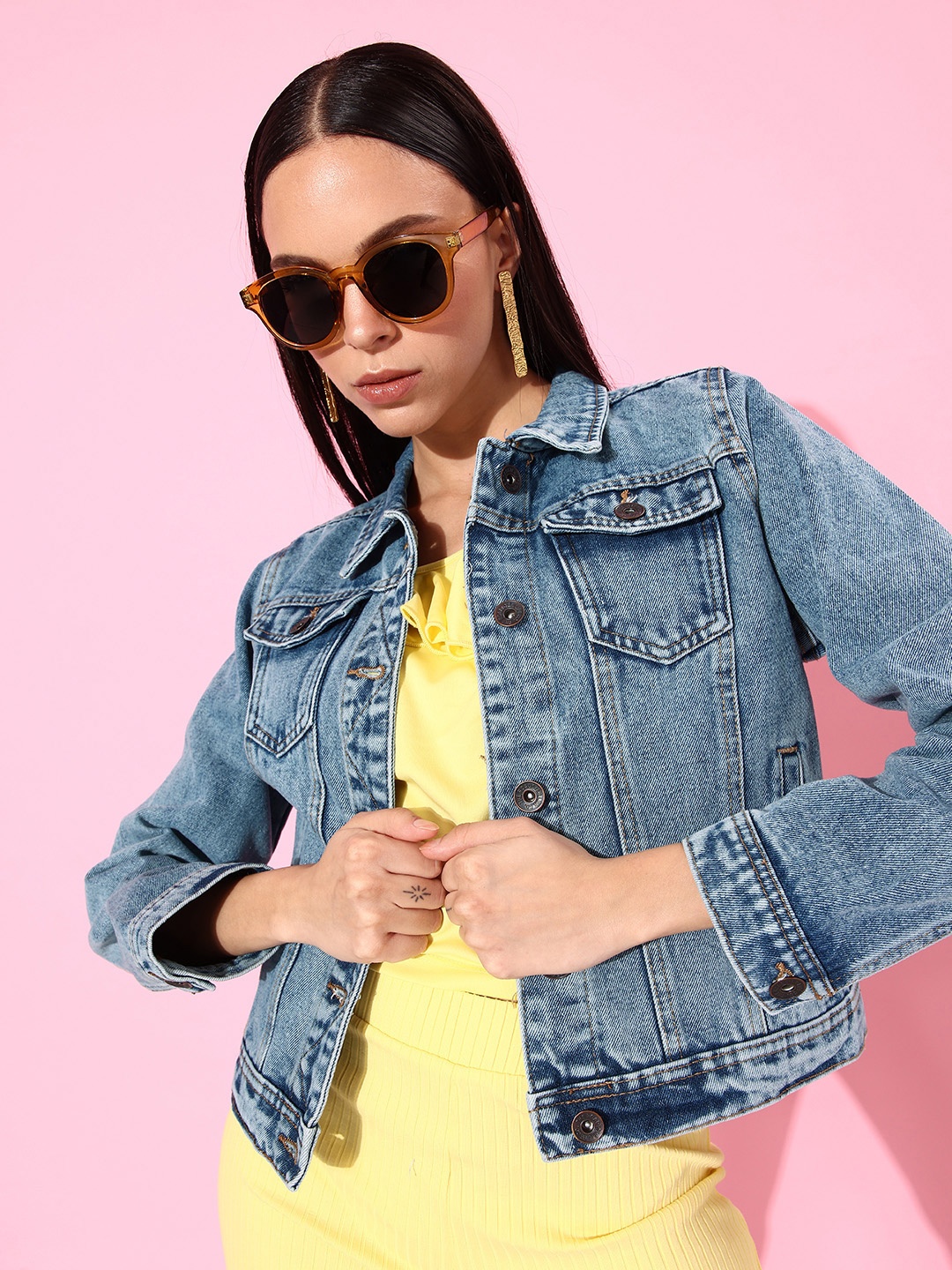 

The Roadster Life Co. Pure Cotton Solid Regular Denim Trucker Jacket, Blue