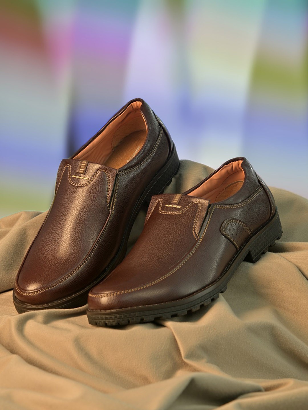 

Sir Corbett Men Coffee Brown Slip-On Sneakers