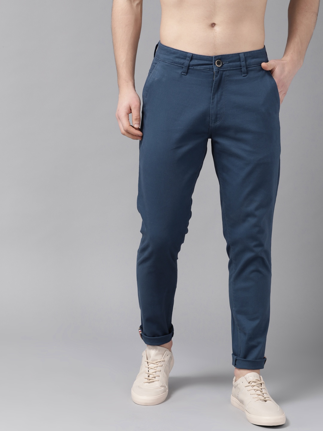 

Roadster Men Navy Blue Slim Fit Solid Chinos