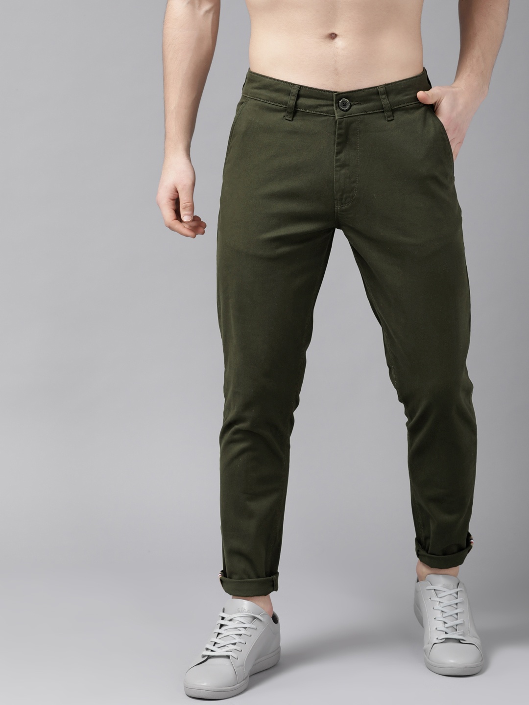 

Roadster Men Olive Green Slim Fit Solid Chinos
