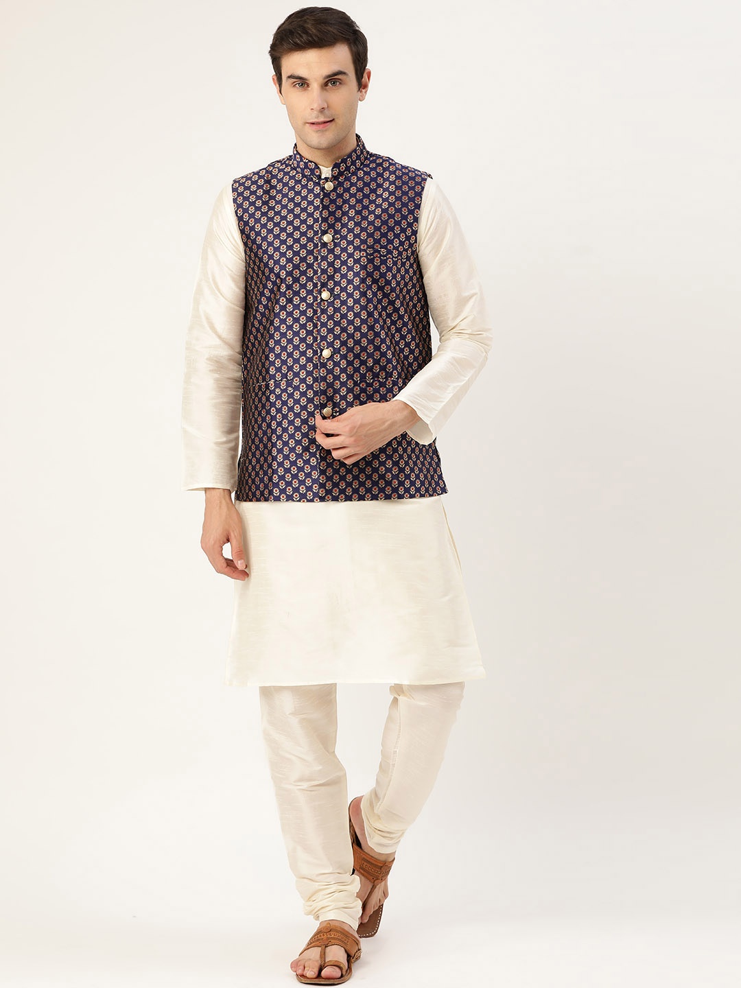 

SOJANYA Men Off-White & Navy Blue Solid Kurta Churidar & Nehru Jacket