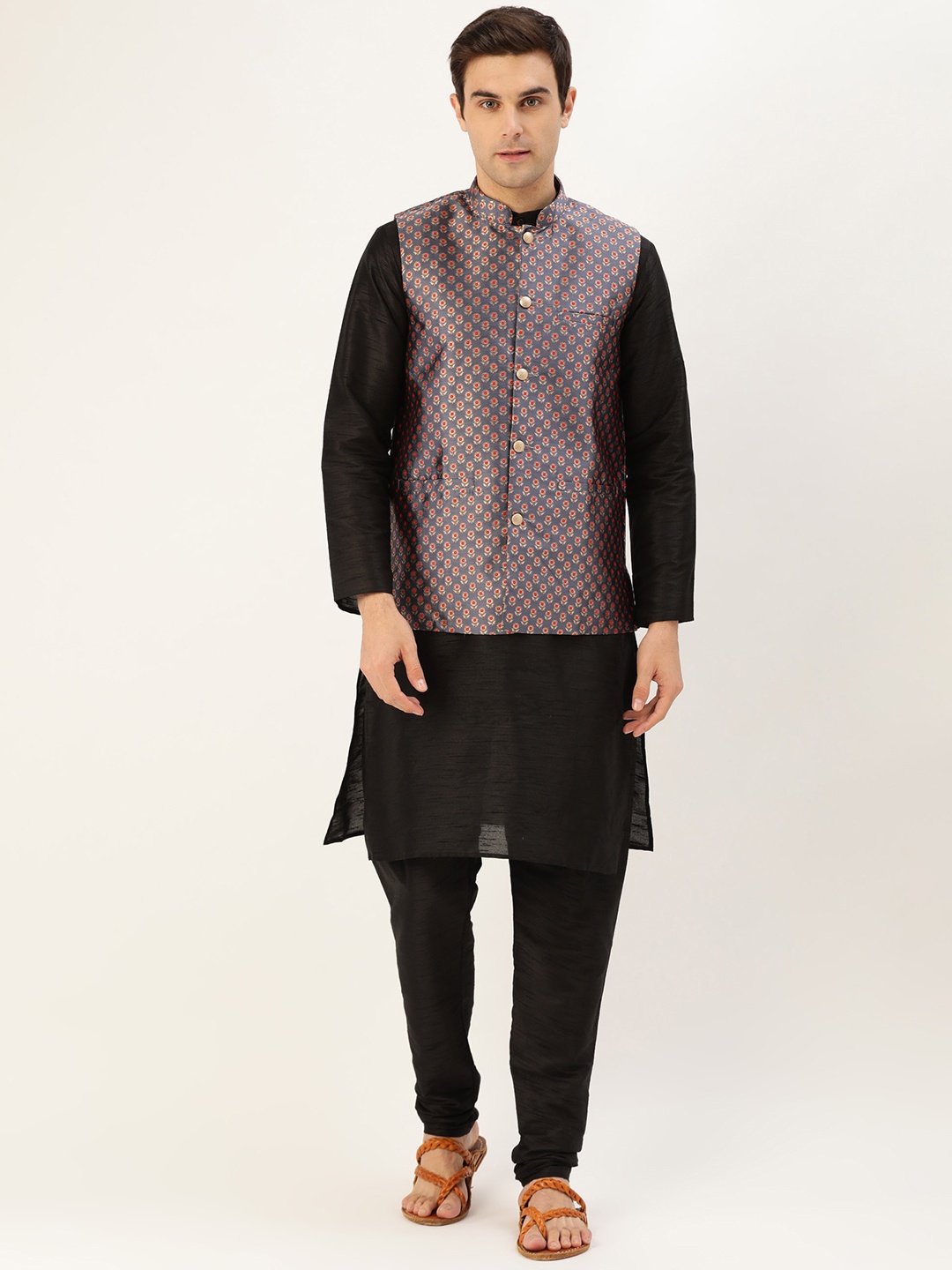 

SOJANYA Men Black & Charcoal Grey Solid Kurta with Churidar & Nehru Jacket