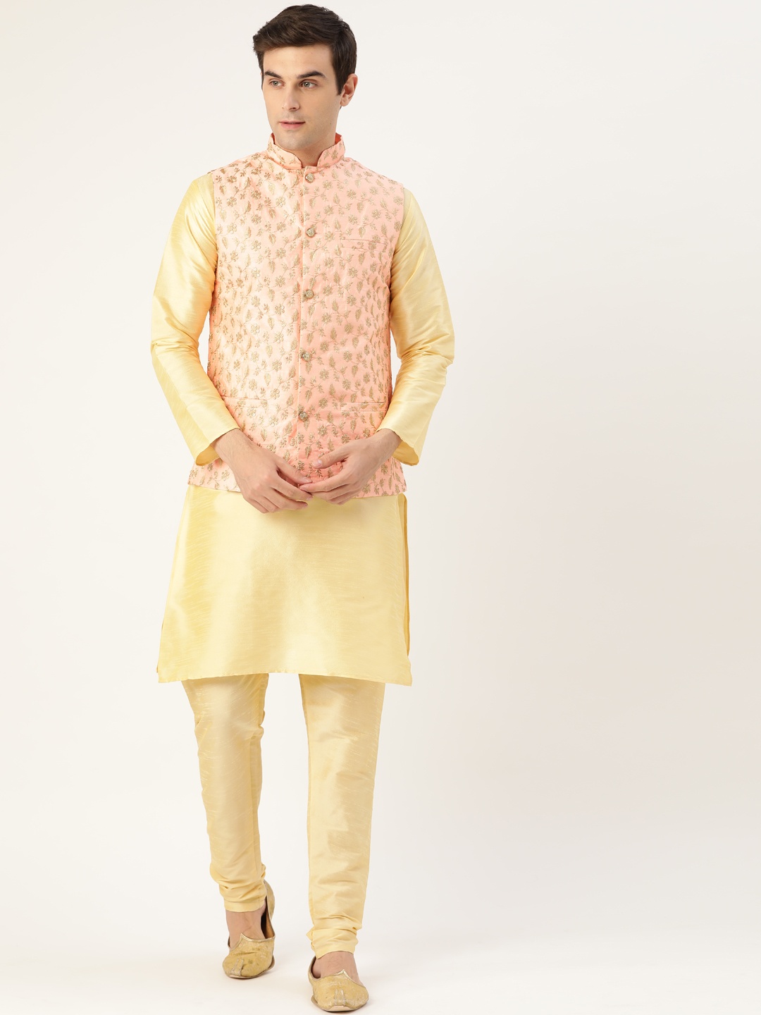 

SOJANYA Men Golden & Peach-Coloured Solid Kurta with Churidar & Nehru Jacket, Gold