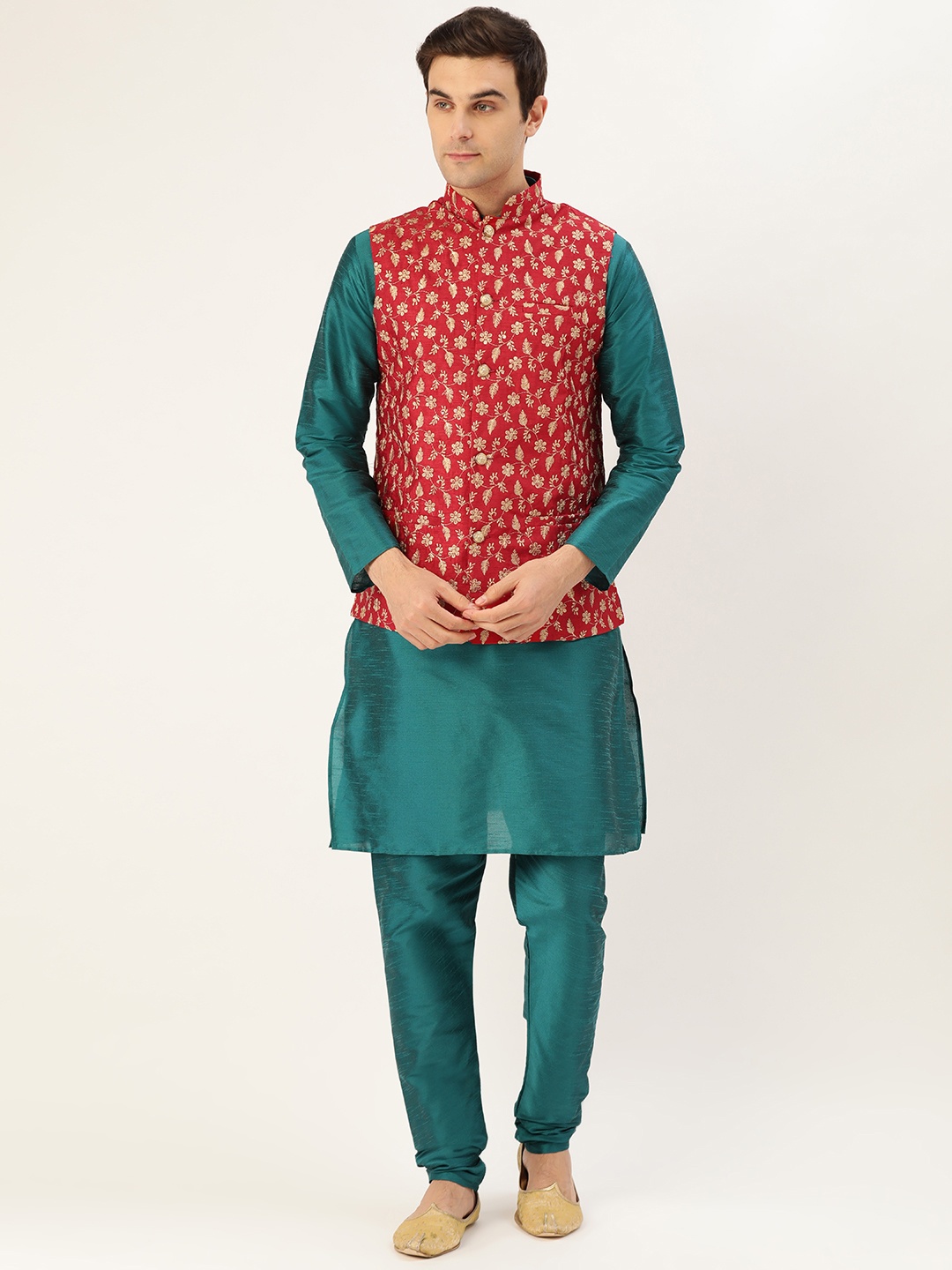 

SOJANYA Men Teal Blue & Maroon Solid Kurta with Churidar & Nehru Jacket