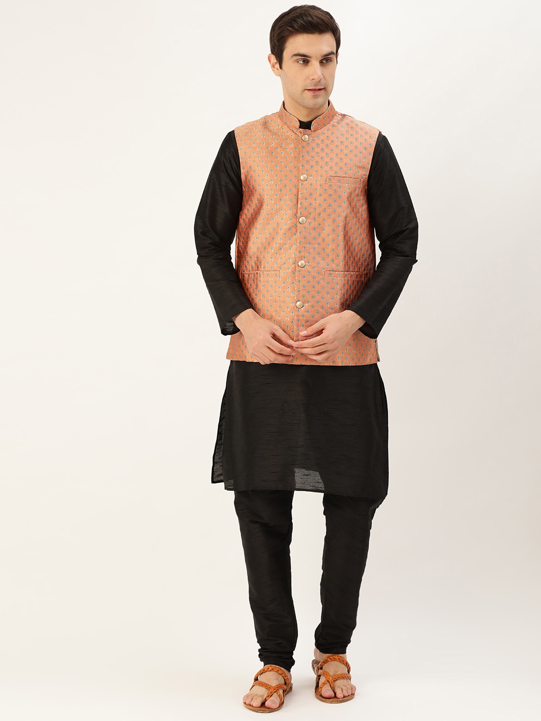 

SOJANYA Men Black & Peach-Coloured Solid Kurta with Churidar & Nehru Jacket