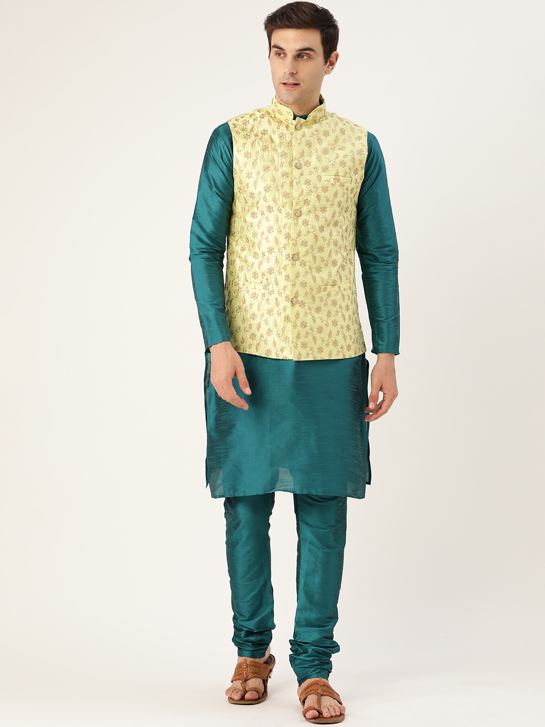 

SOJANYA Men Teal Green & Lime Green Solid Kurta with Churidar & Nehru Jacket
