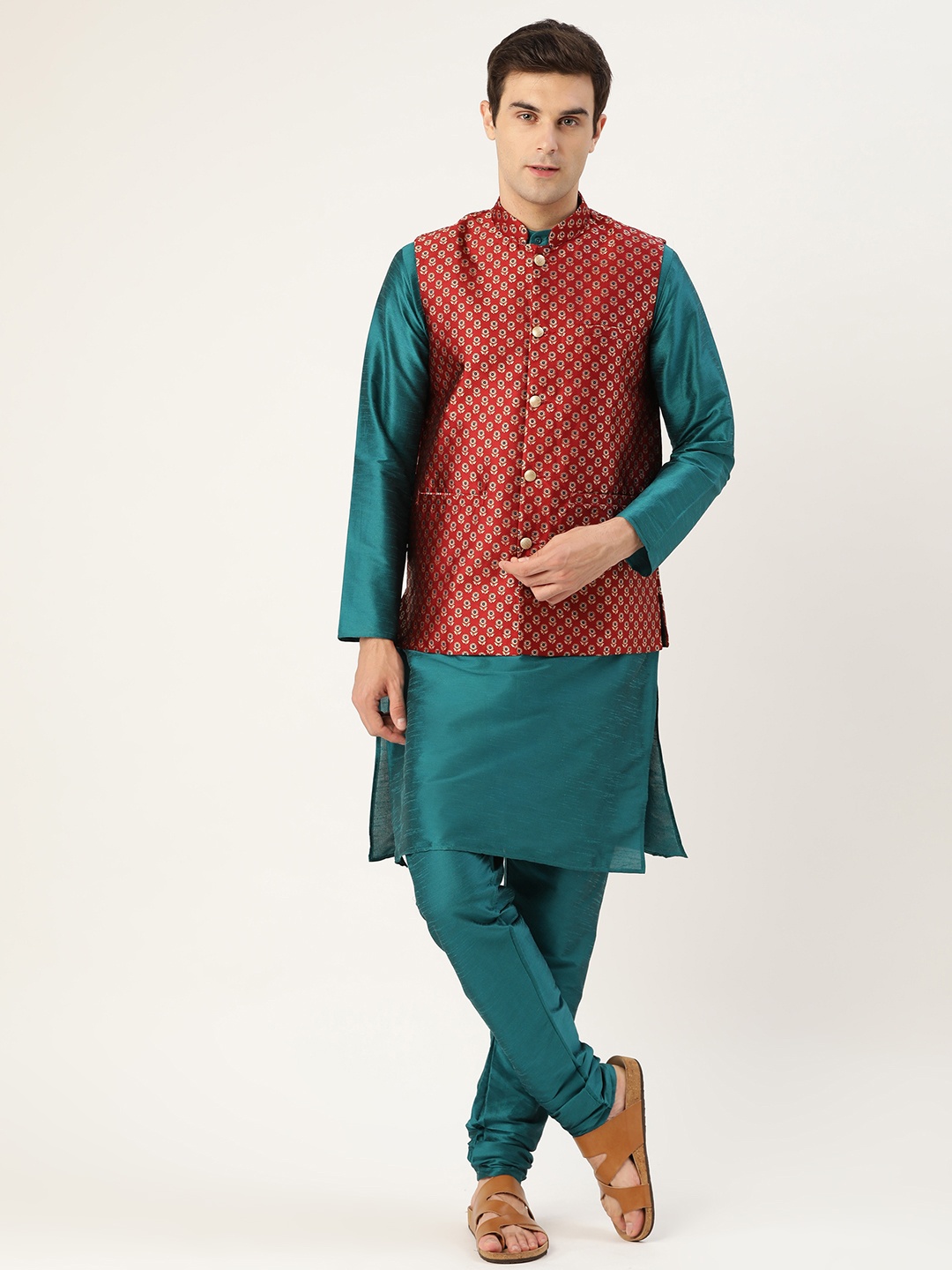 

SOJANYA Men Teal Green & Maroon Solid Kurta with Churidar & Nehru Jacket