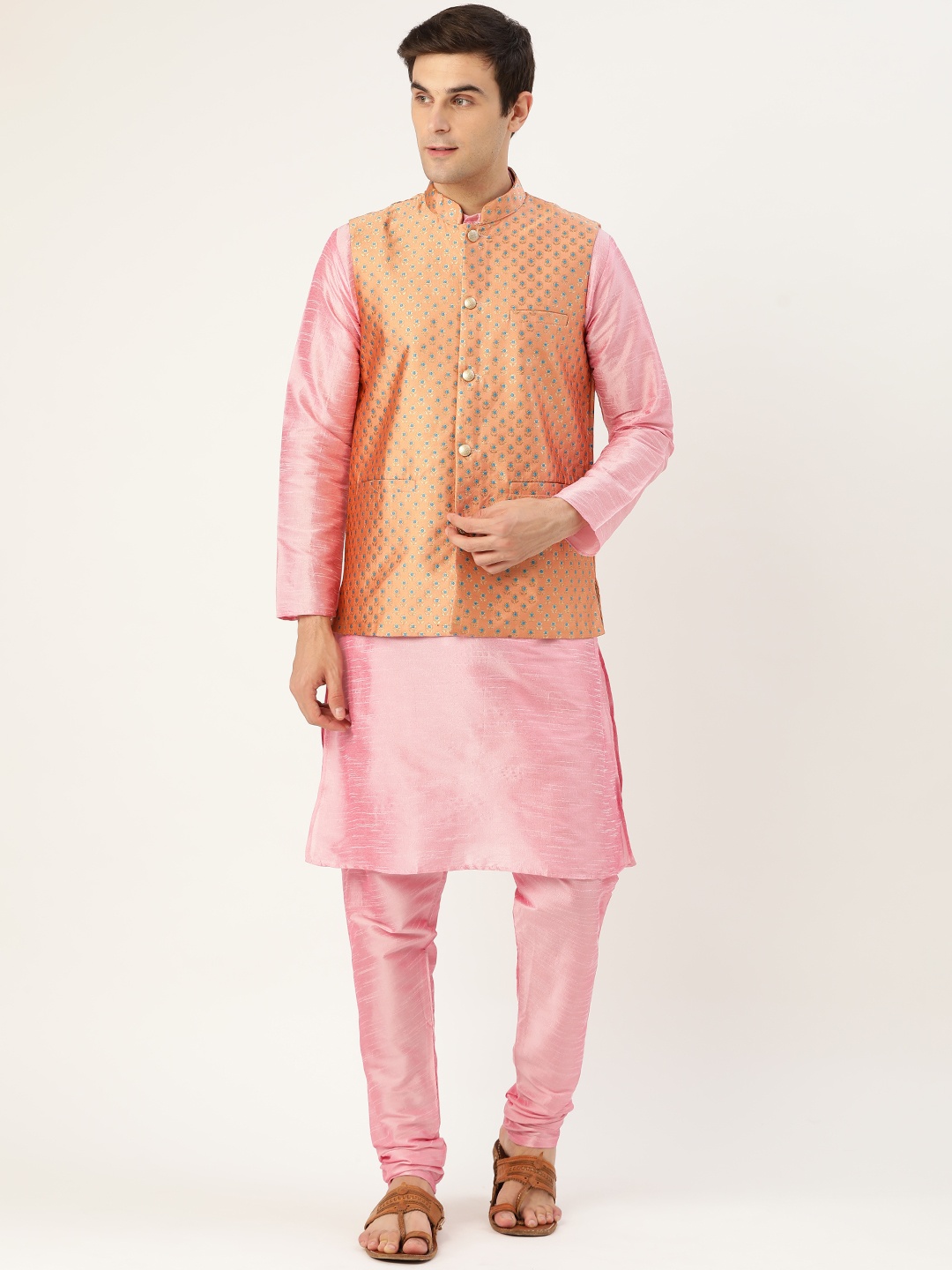 

SOJANYA Men Pink & Peach-Coloured Solid Kurta with Churidar & Nehru Jacket