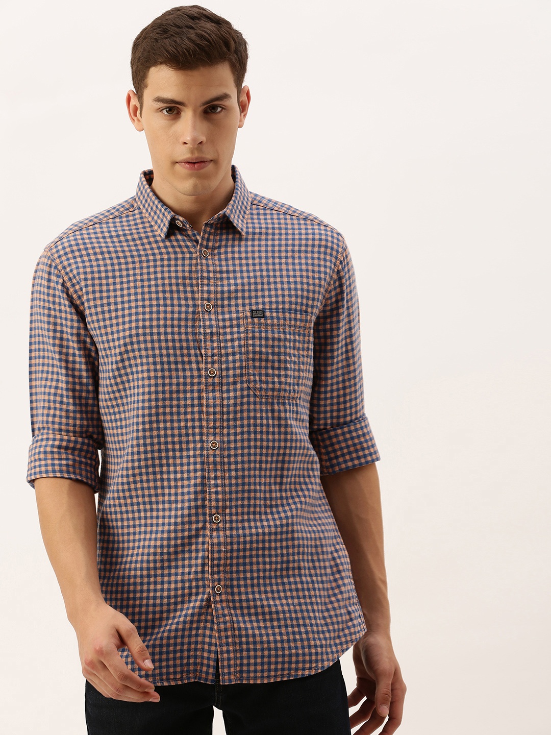 

The Indian Garage Co Men Blue & Orange Slim Fit Checked Casual Shirt