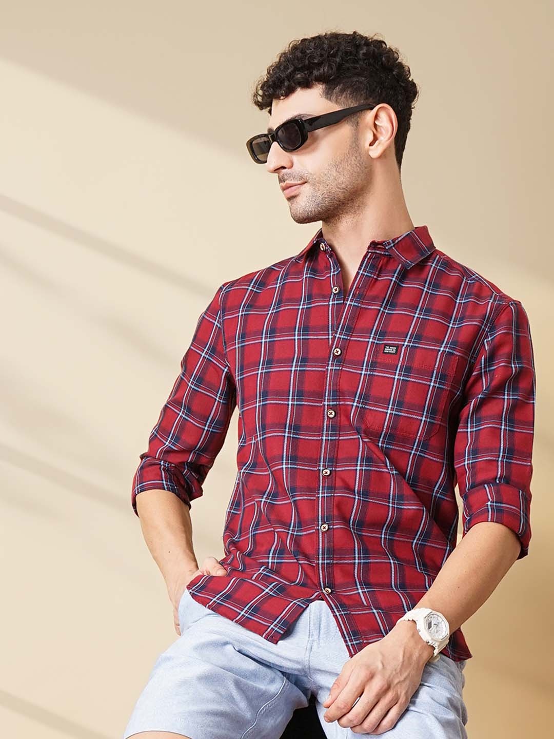 

The Indian Garage Co Men Red & Blue Slim Fit Checked Casual Shirt