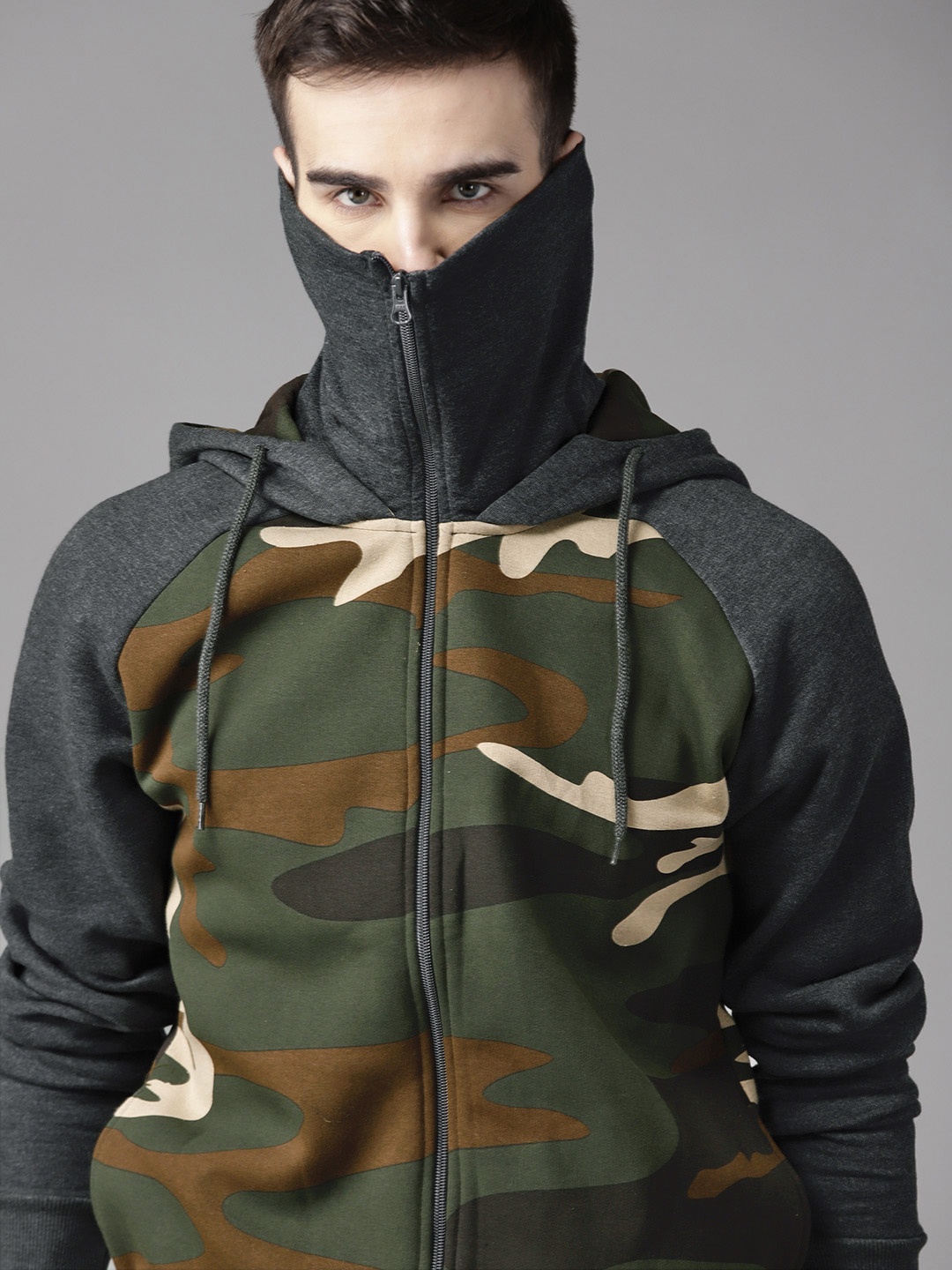 

Roadster Men Green Printed Hooded Sweatshirt