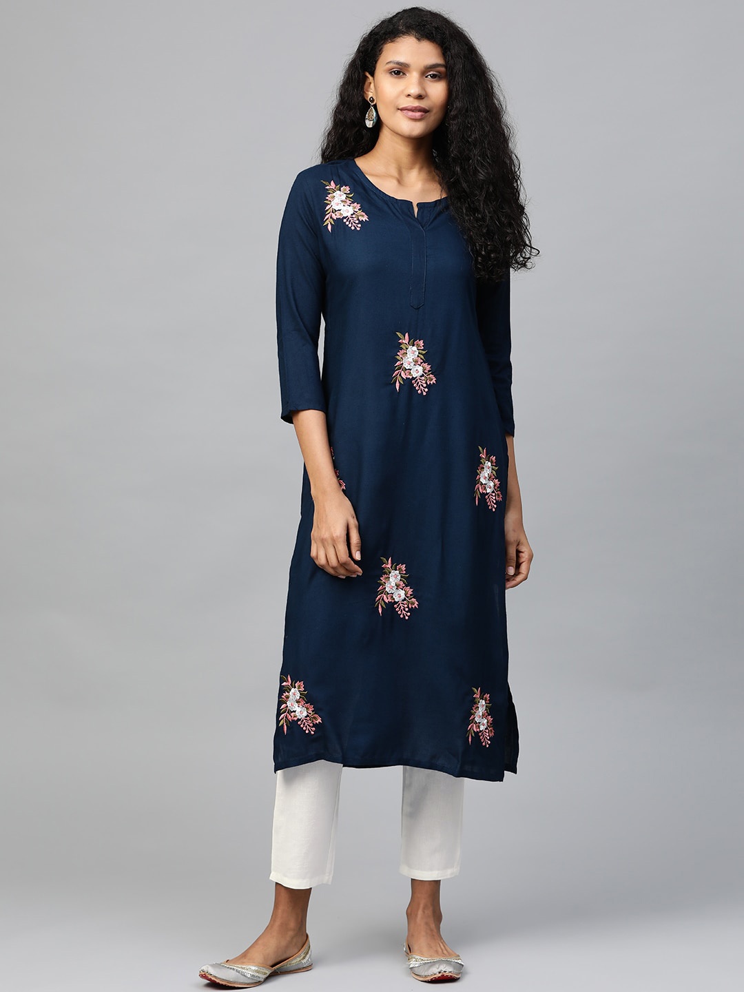 

Fabriko Women Navy Blue & Off-white Embroidered Kurta with Trousers