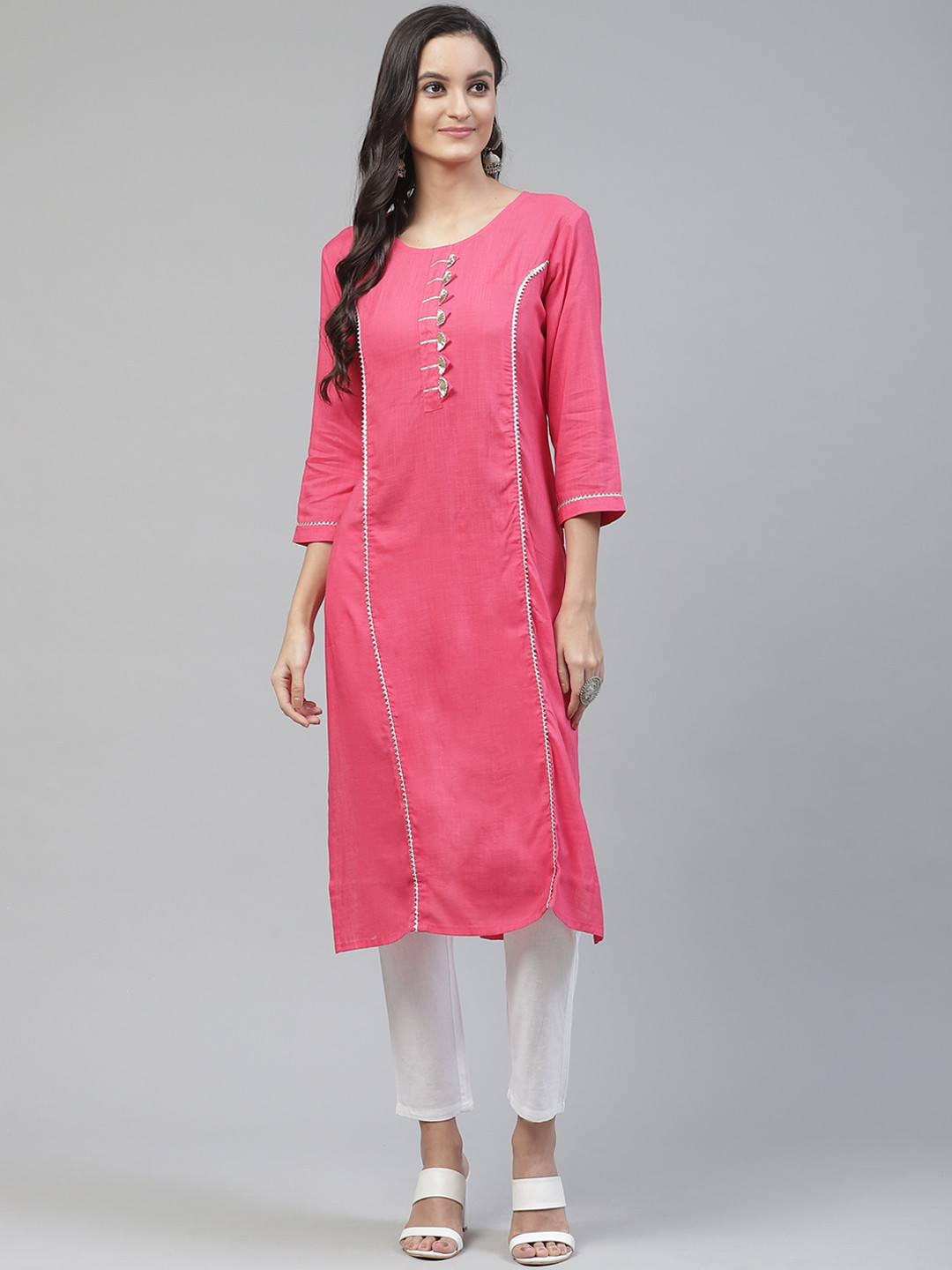 

Fabriko Women Pink & White Solid Kurta with Trousers