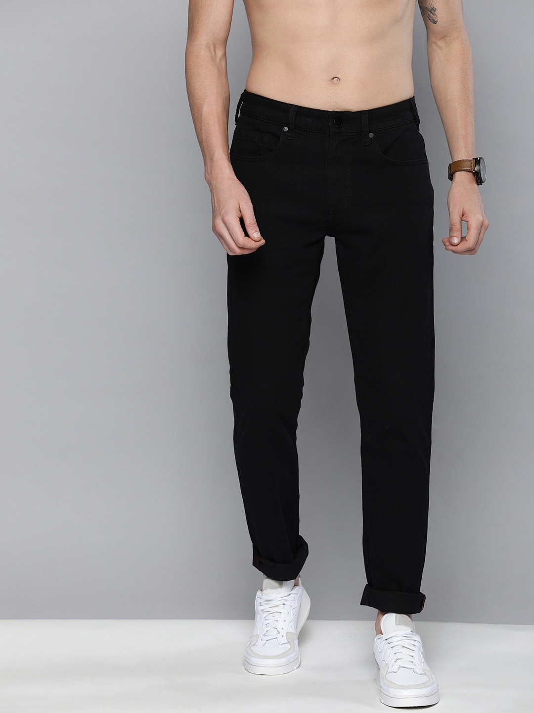 

HERE&NOW Men Black Slim Fit Mid-Rise Clean Look Stretchable Jeans