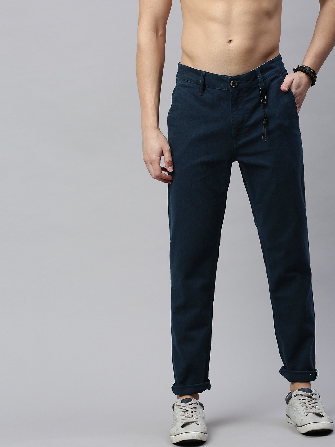 

Roadster Men Navy Blue Slim Fit Solid Chinos