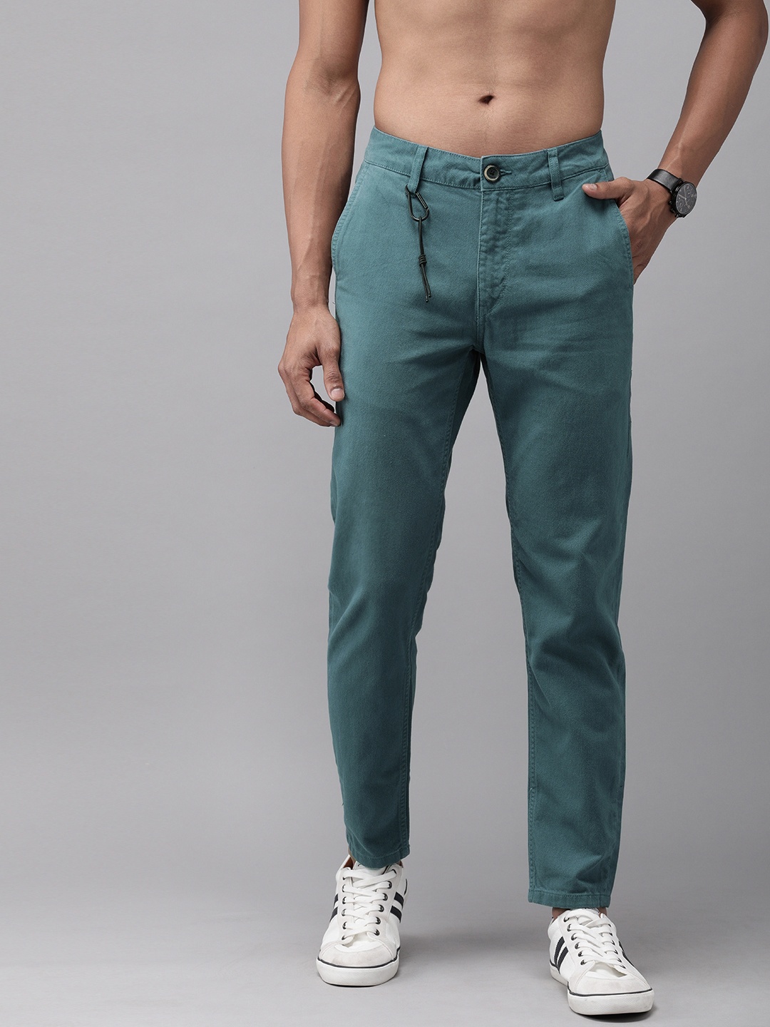 

Roadster Men Teal Blue Slim Fit Solid Chinos