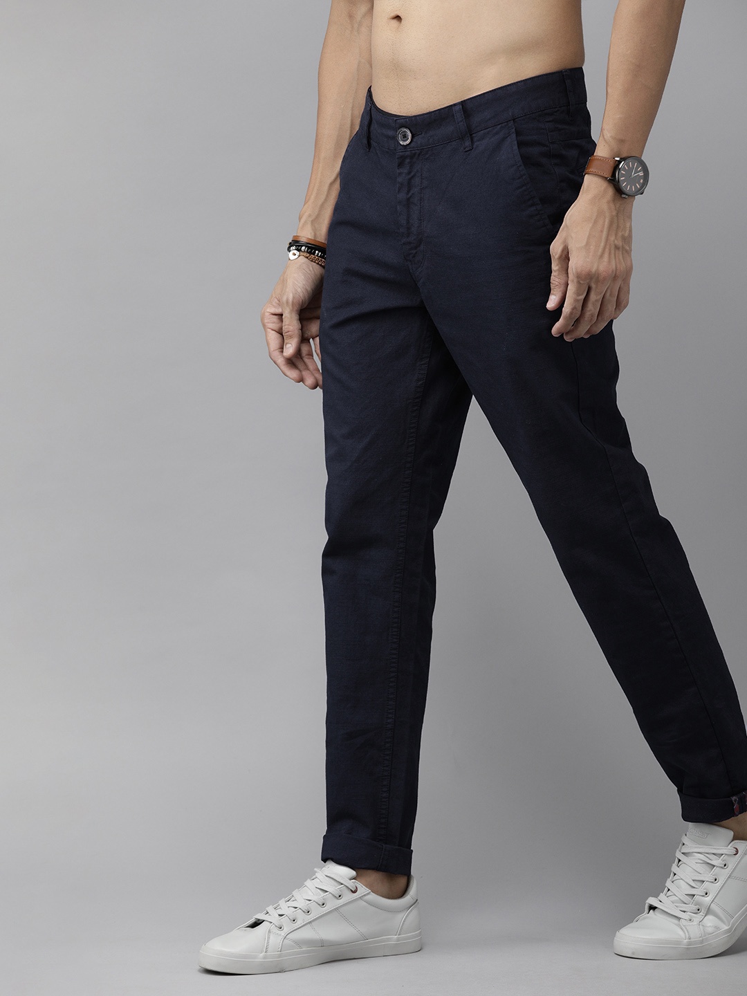 

Roadster Men Navy Blue Slim Fit Solid Chinos