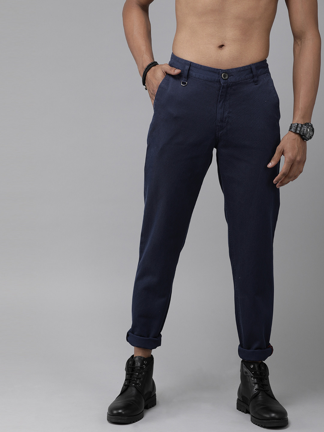 

Roadster Men Blue Slim Fit Solid Chinos